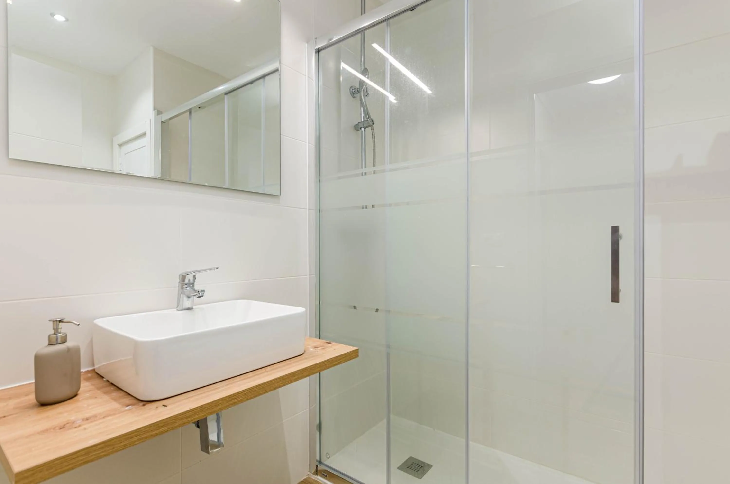 Shower in Port Apartments