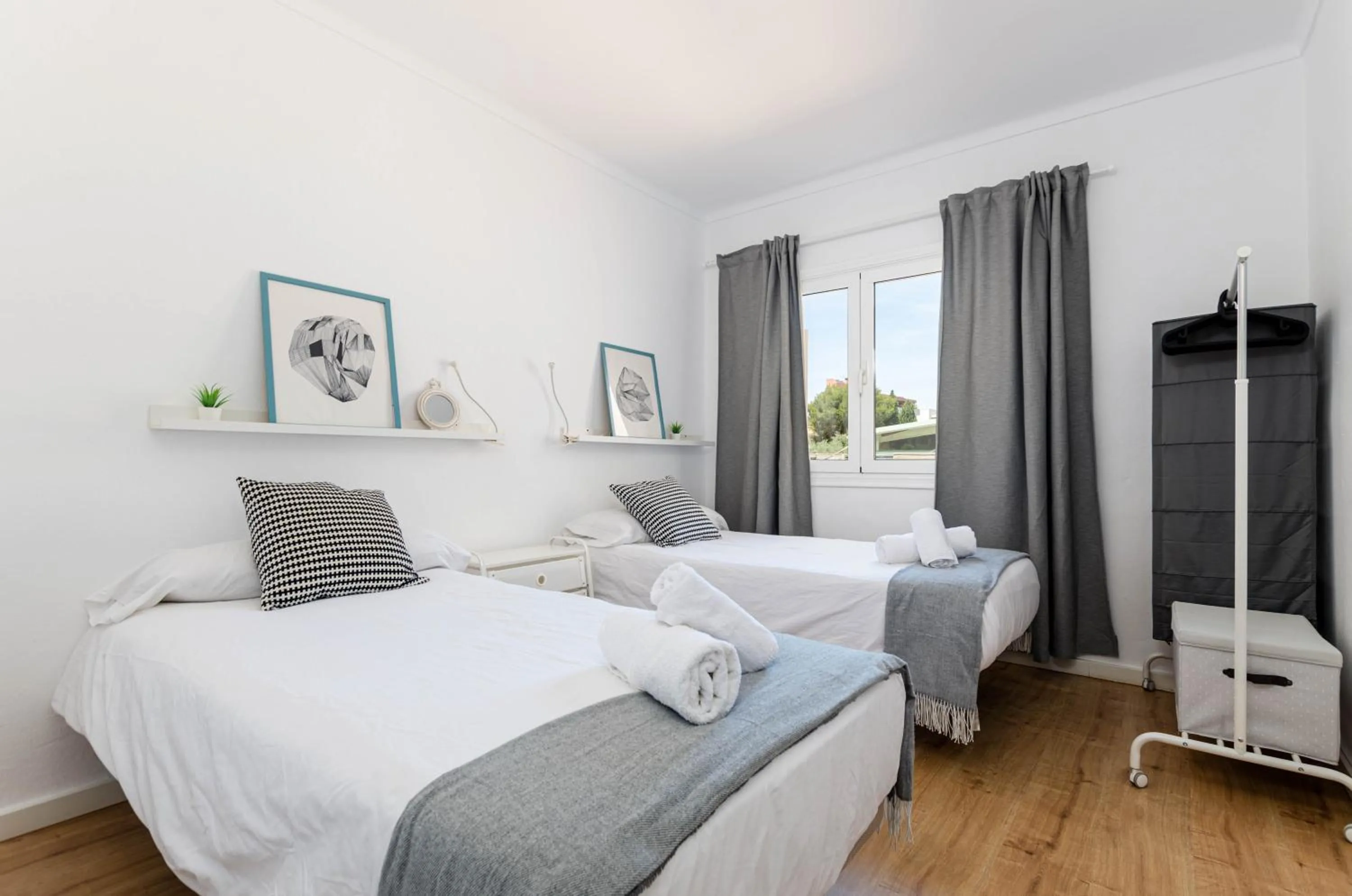Bedroom, Bed in Port Apartments