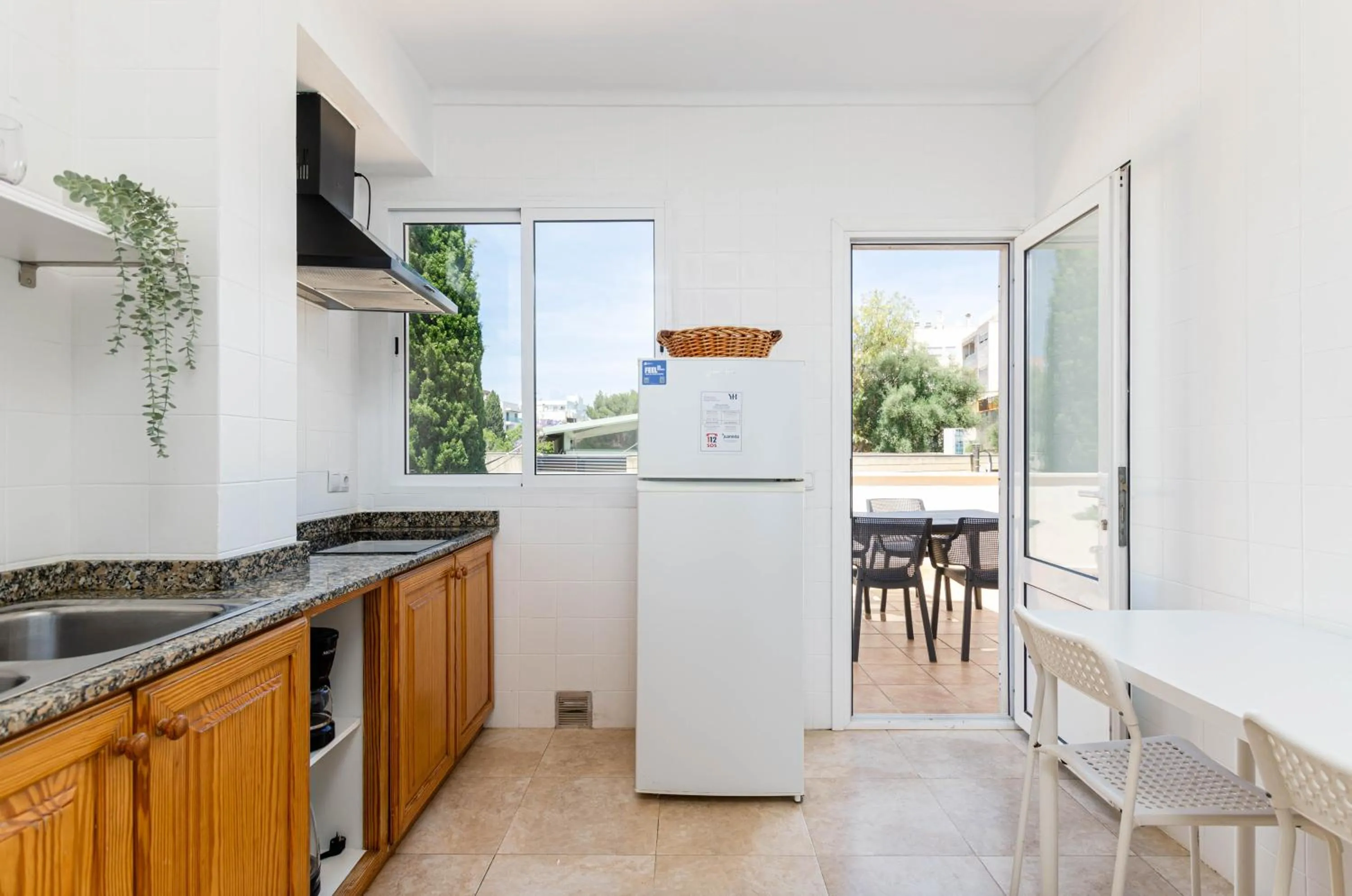 Kitchen or kitchenette in Port Apartments