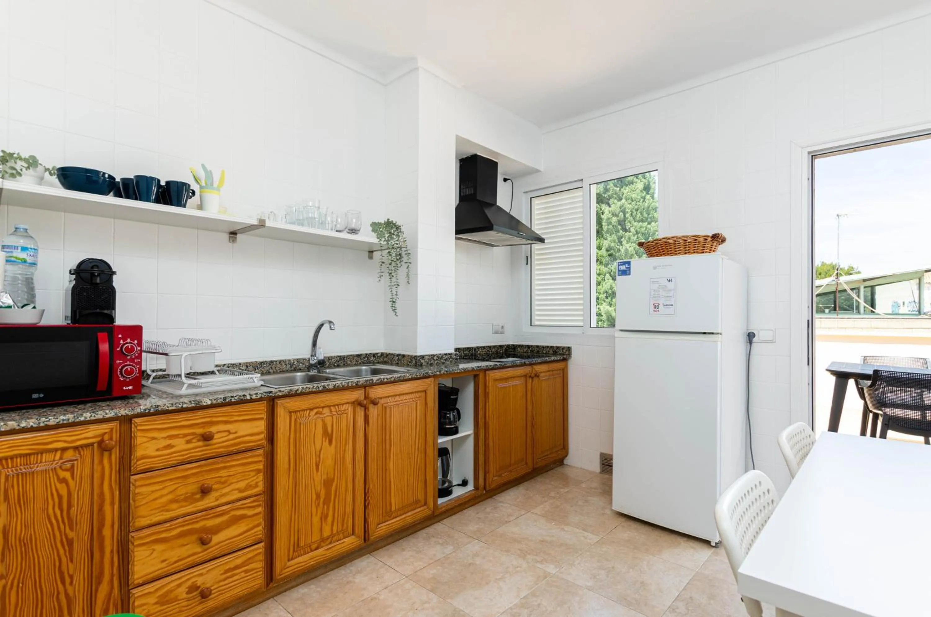 Kitchen or kitchenette in Port Apartments