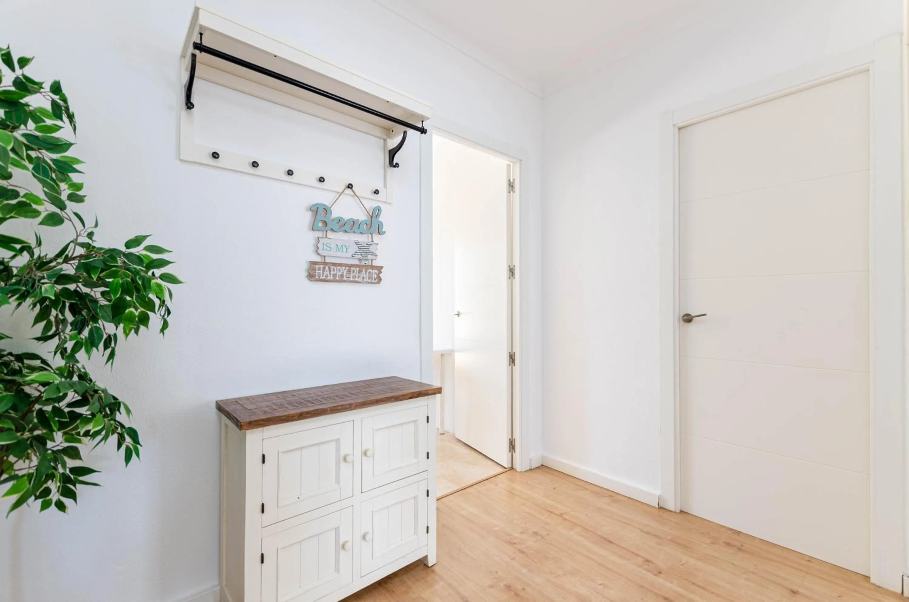 wardrobe in Port Apartments