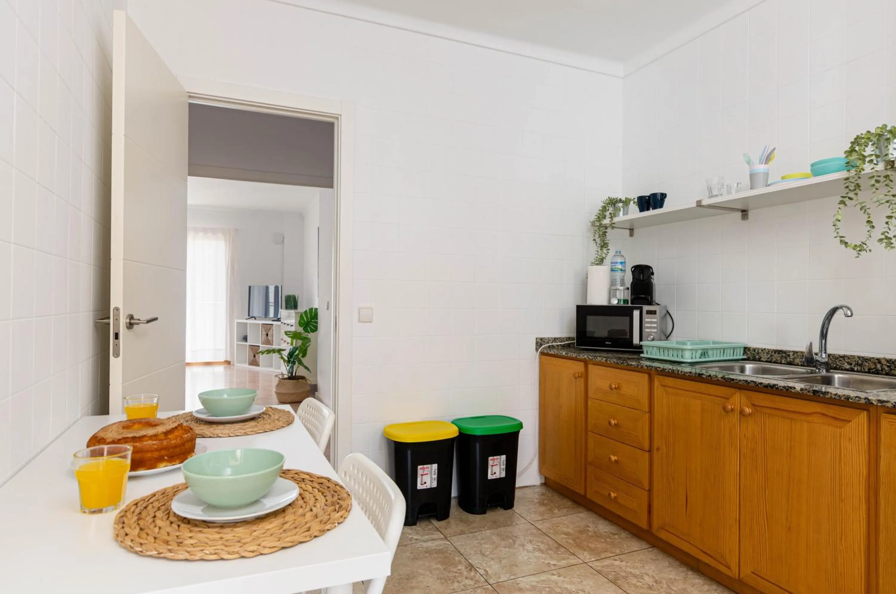 Kitchen or kitchenette in Port Apartments