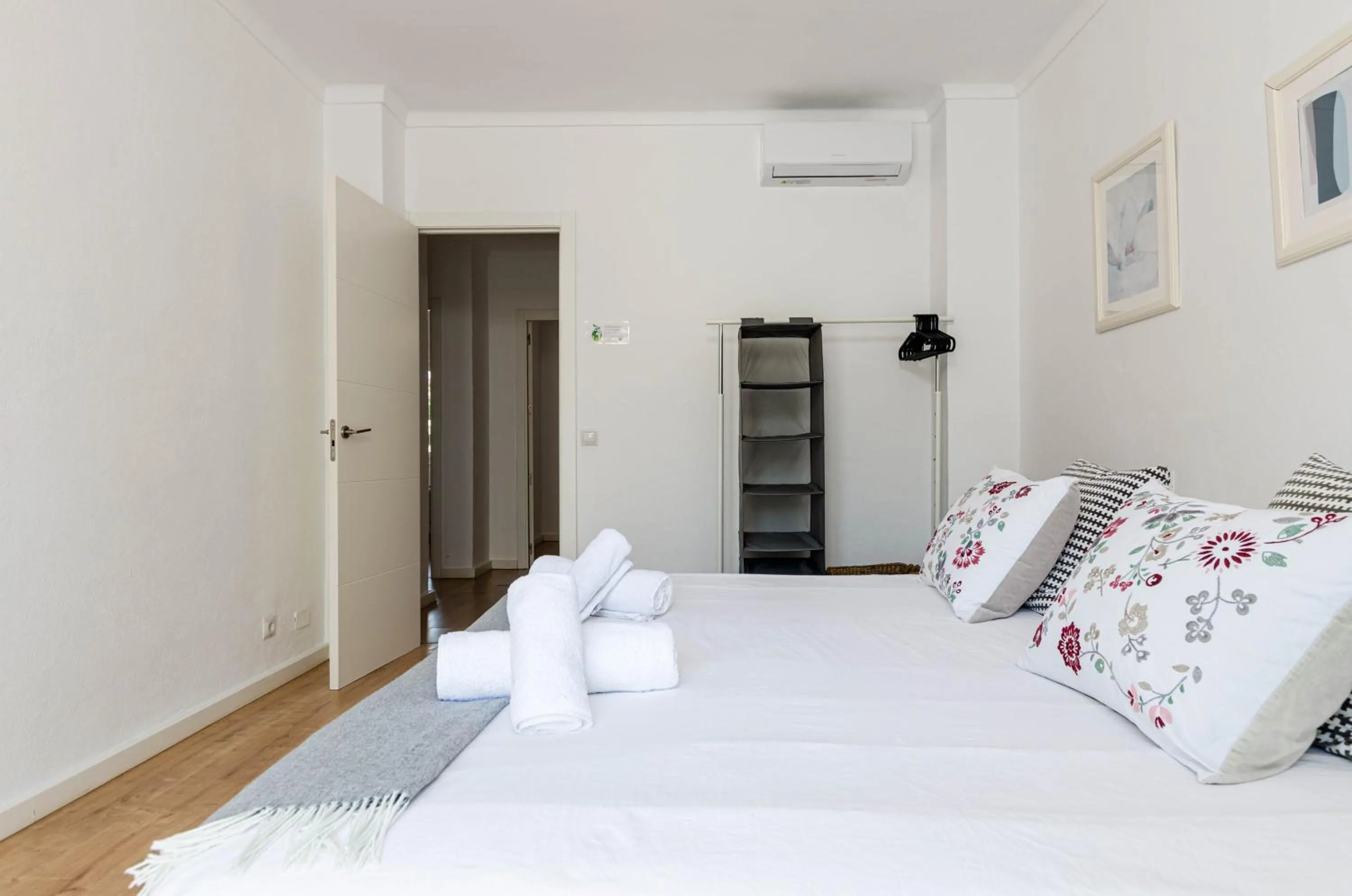 Bedroom, Bed in Port Apartments