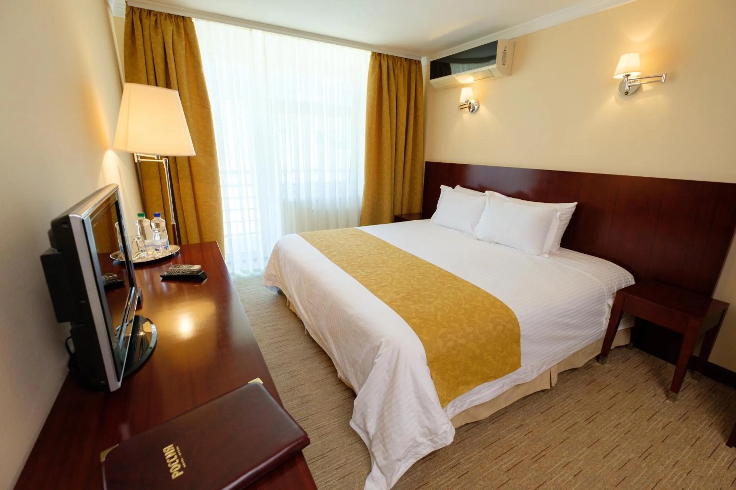 Decorative detail, Bed in Hotel Russia