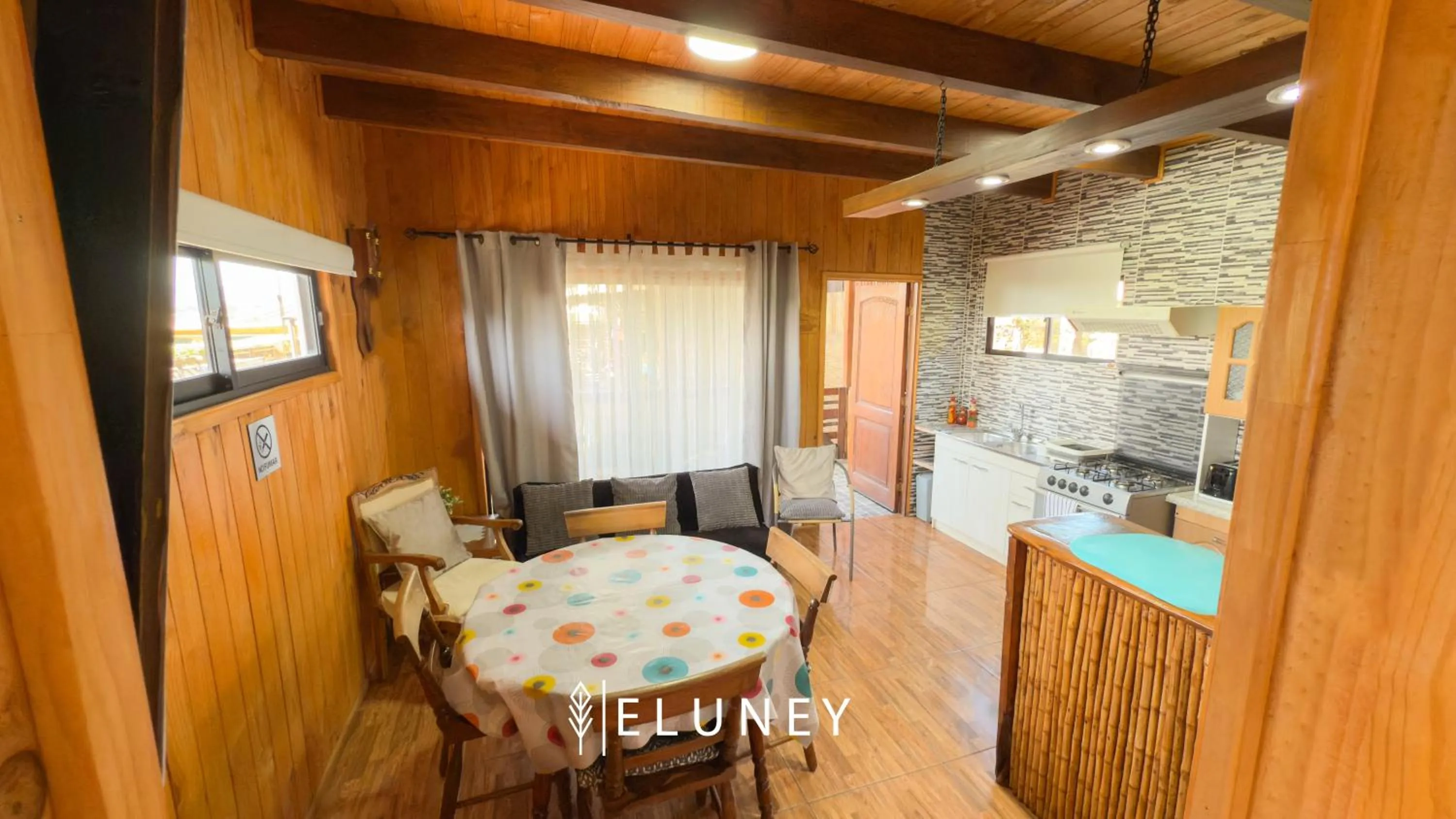Dining area in ELUNEY Pichilemu