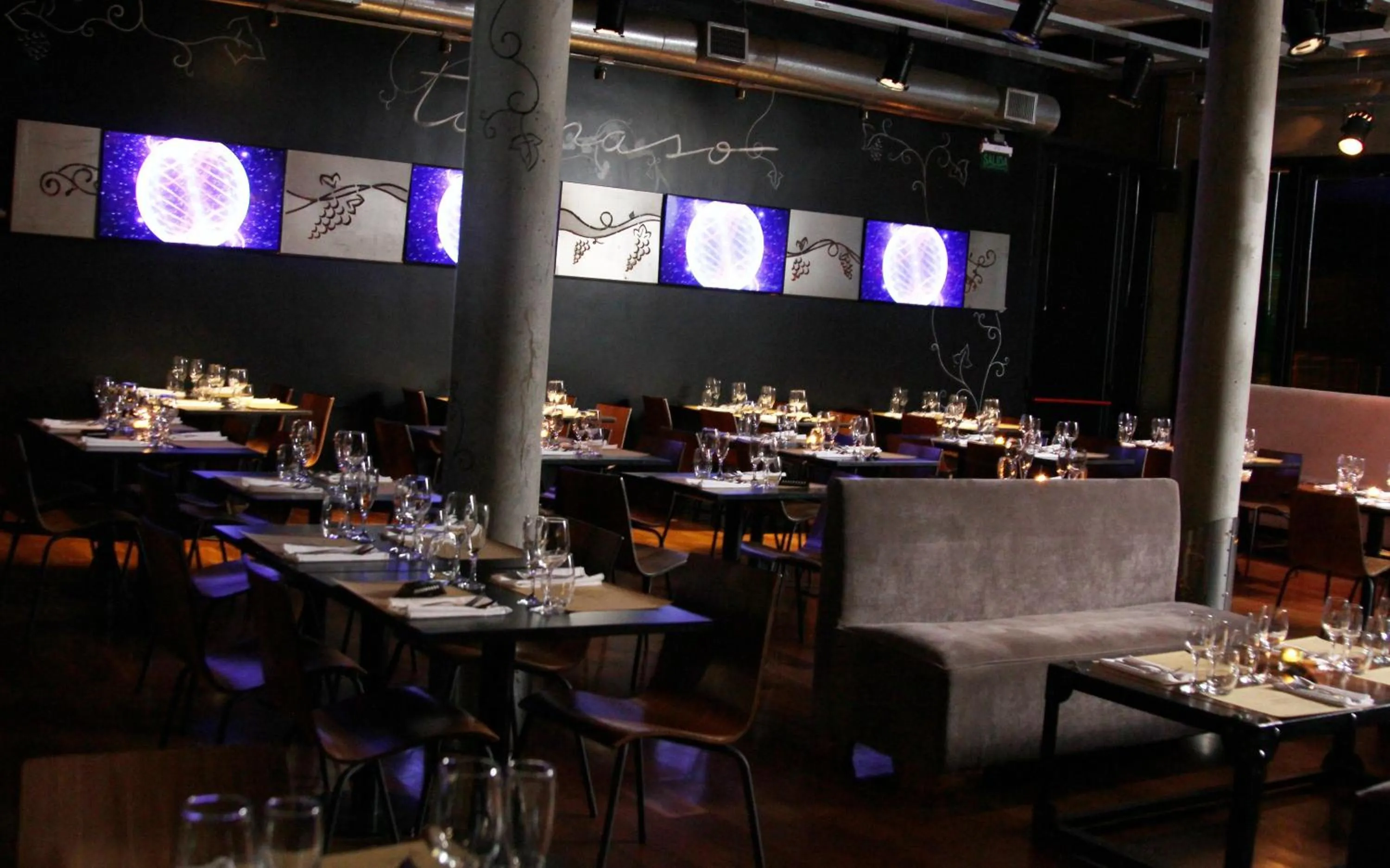 Restaurant/places to eat in Hotel Tomaso