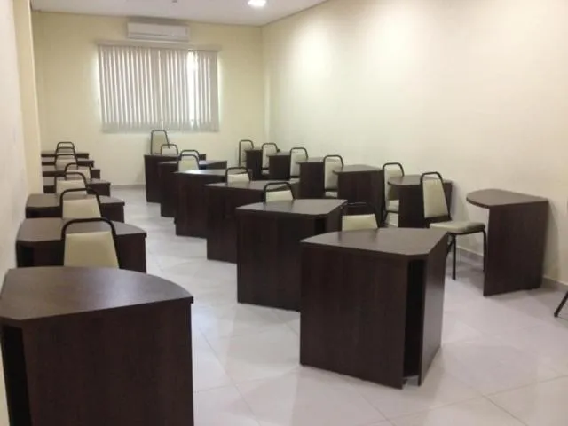 Flamboyant Suite Hotel