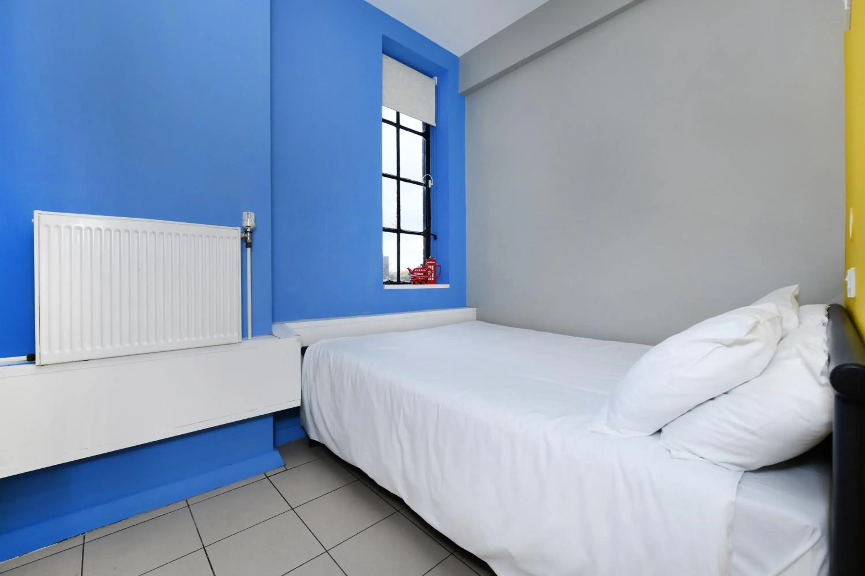 Double Room with Shower in Rest Up London Double Room with Shower in Rest Up London