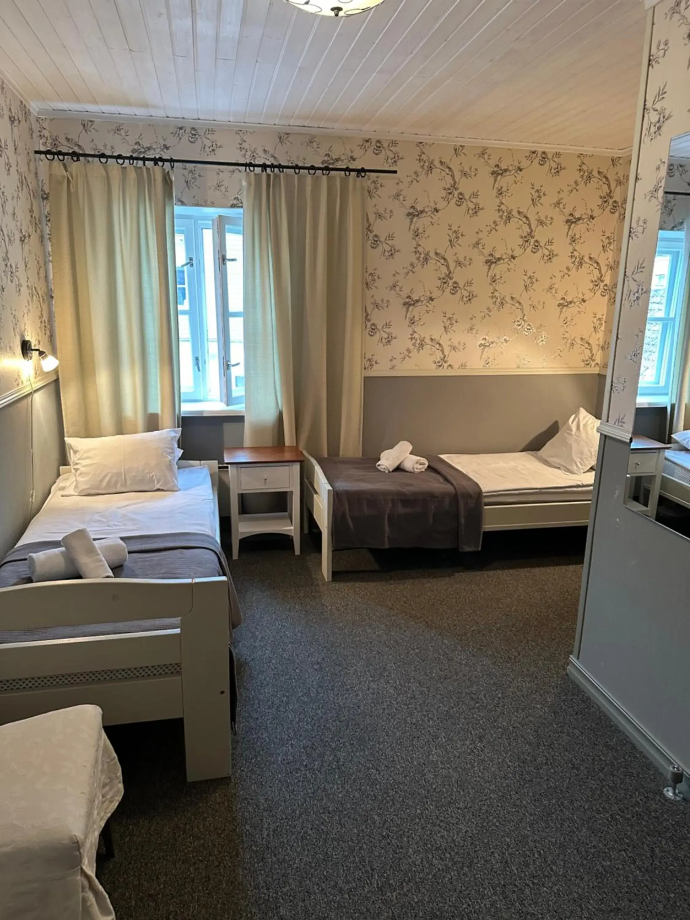 Standard Twin Room in Vanalinna Boutique Hotel Standard Twin Room in Vanalinna Boutique Hotel