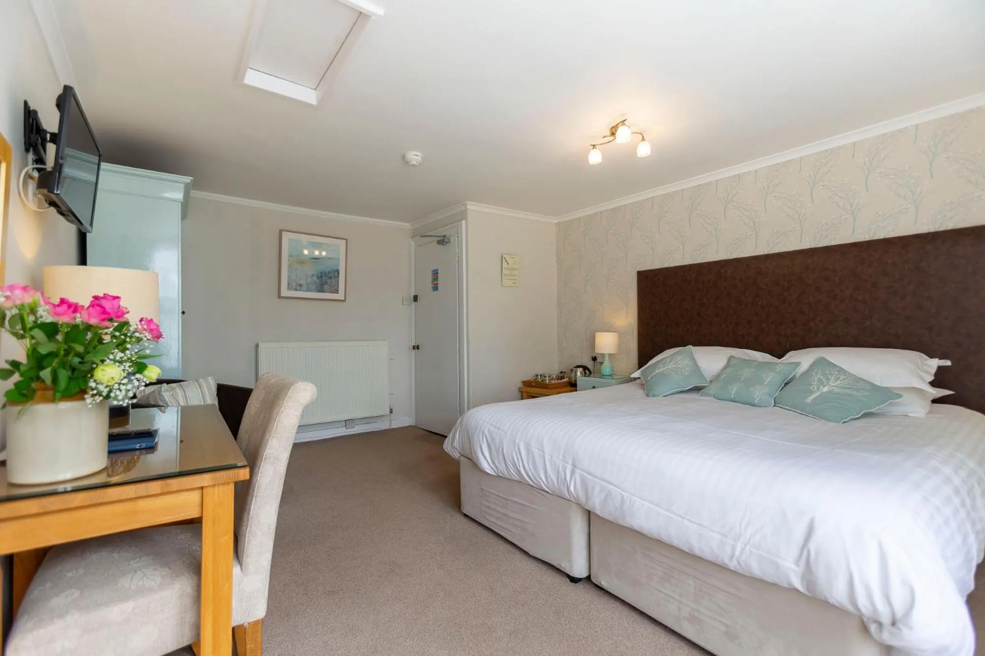 Bed in Stratton Gardens