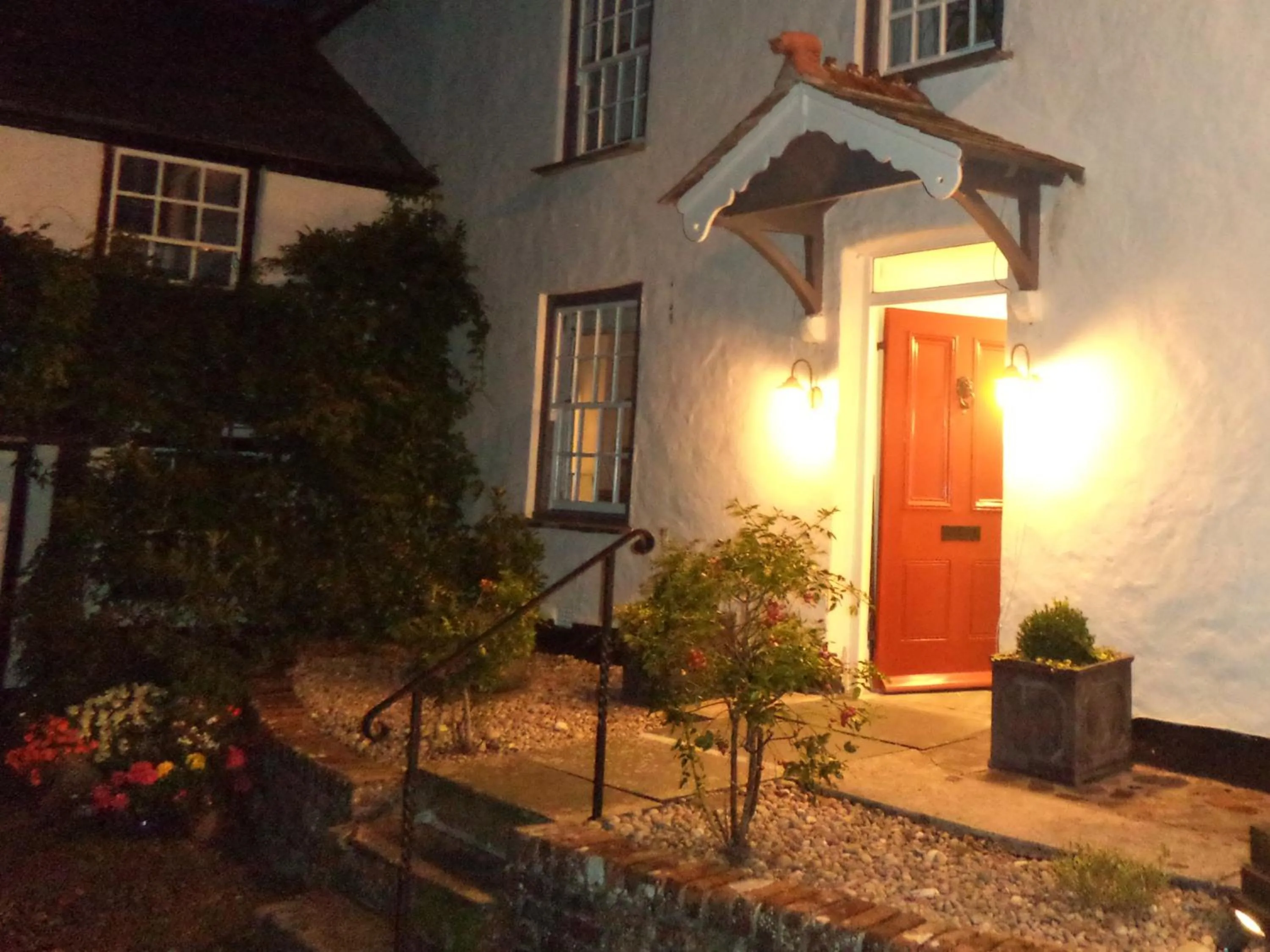 Facade/entrance in Stratton Gardens