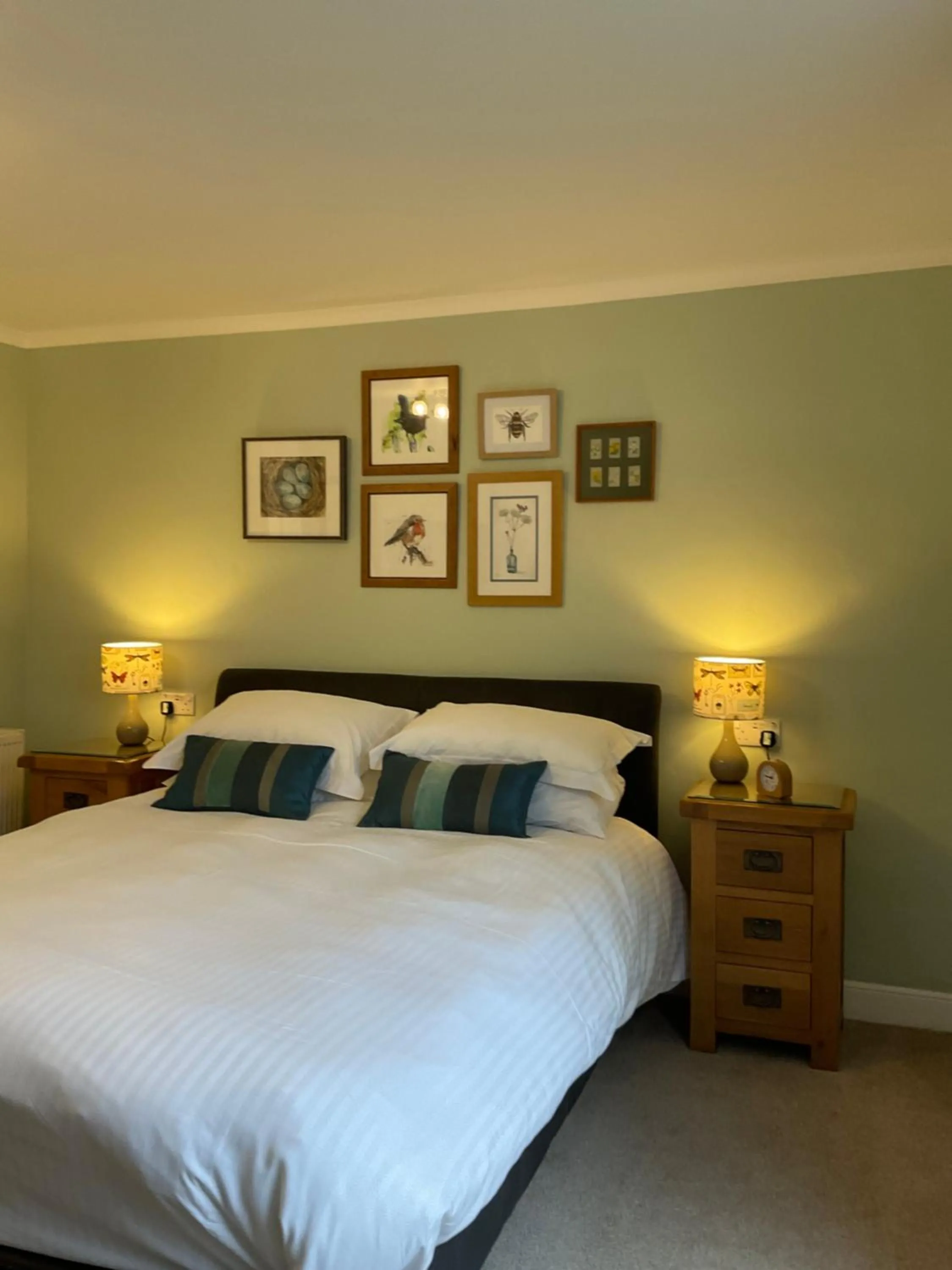 Bed in Stratton Gardens