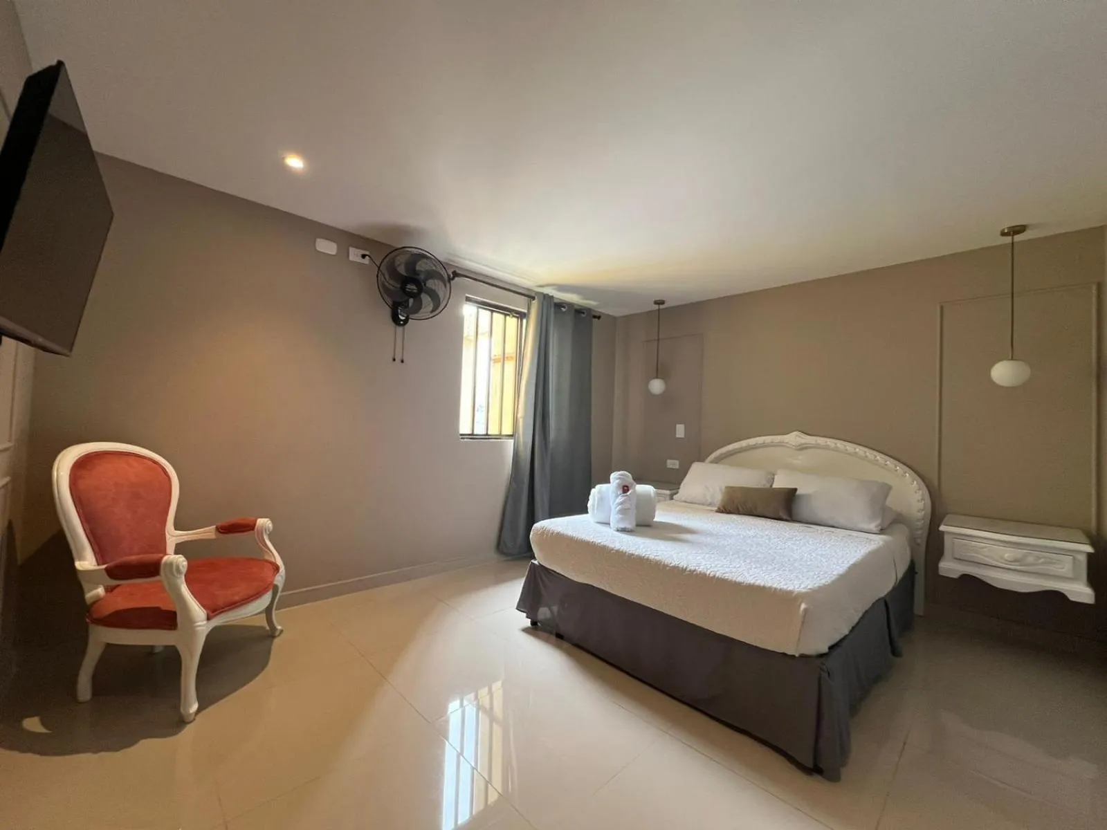 Double Room - single occupancy in Hotel Suite Santa Rosa