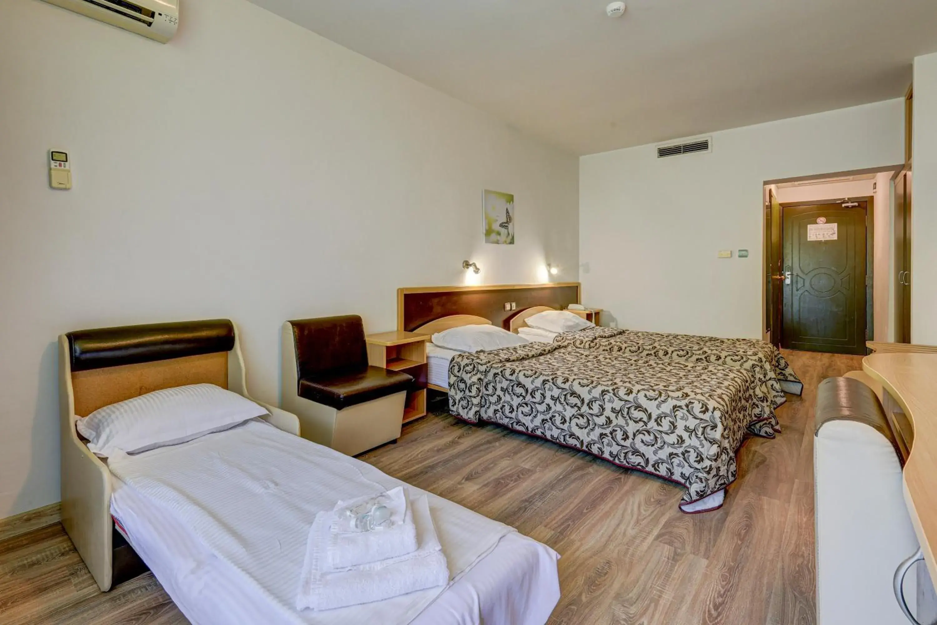 Bed in Hotel Shipka All Inclusive Bed in Hotel Shipka All Inclusive