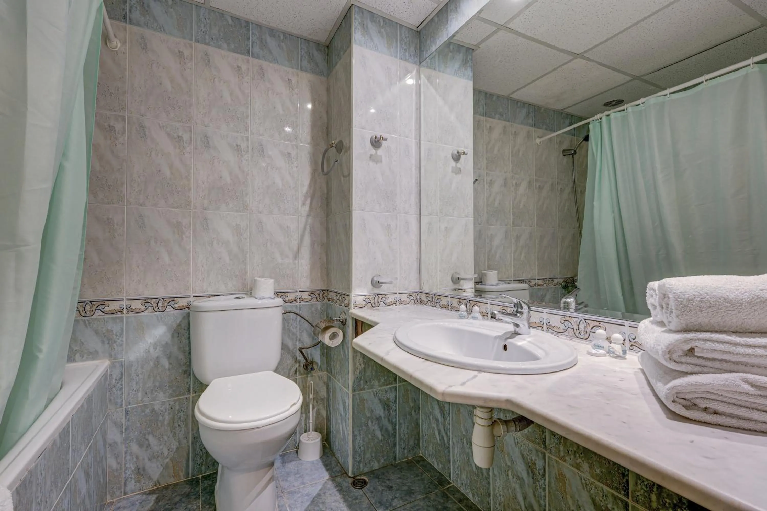 Shower in Hotel Shipka All Inclusive