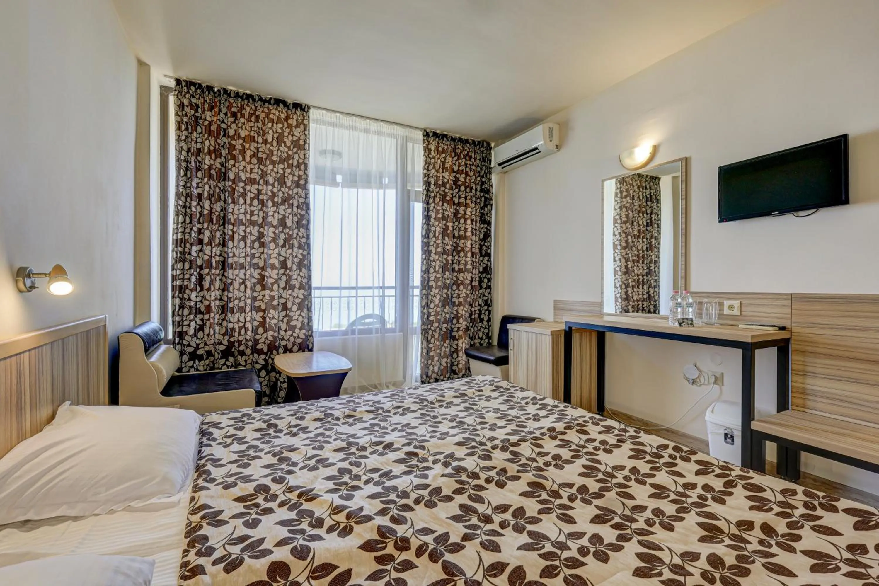 Bed in Hotel Shipka All Inclusive