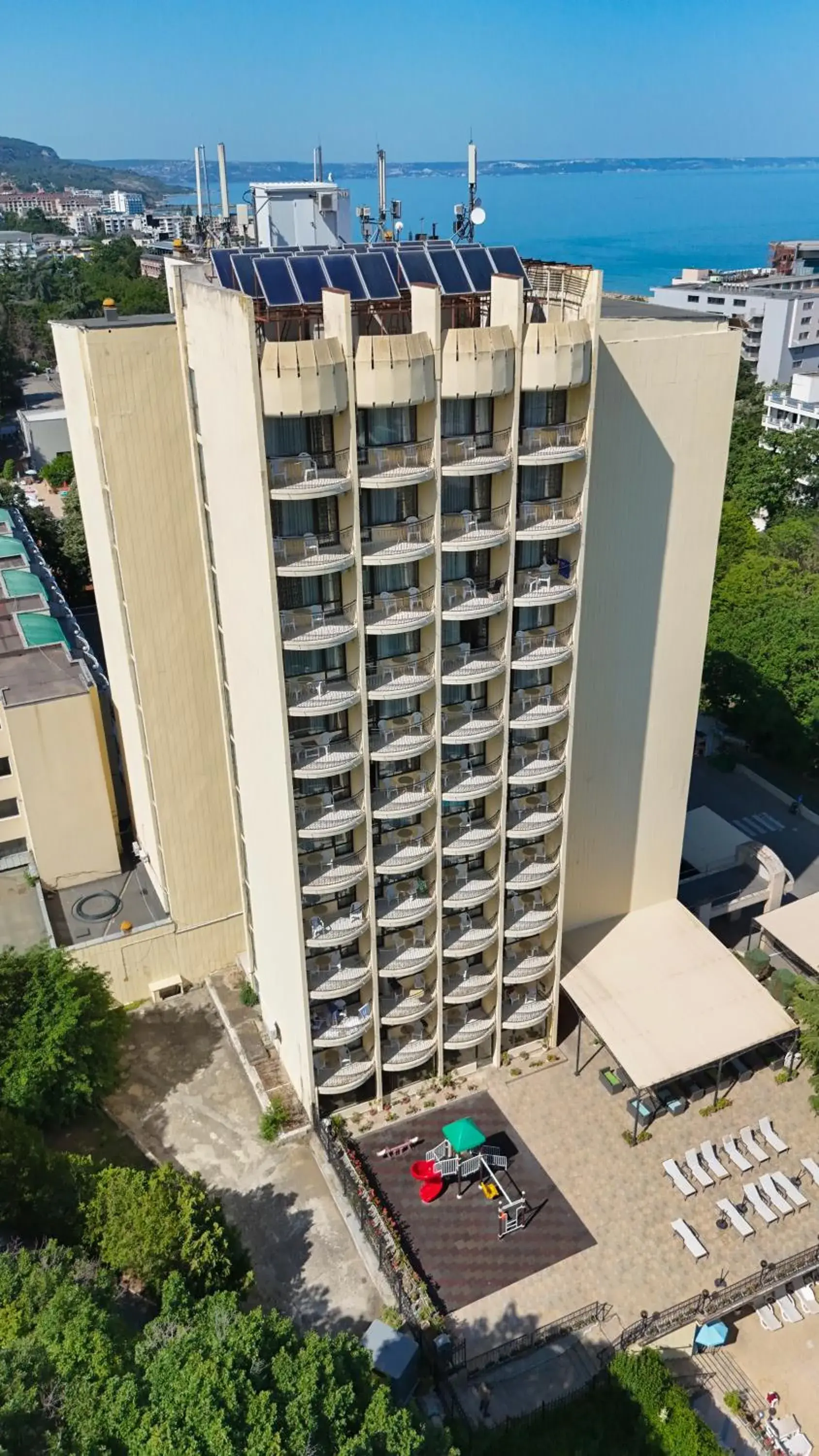 Property building in Hotel Shipka All Inclusive Property building in Hotel Shipka All Inclusive