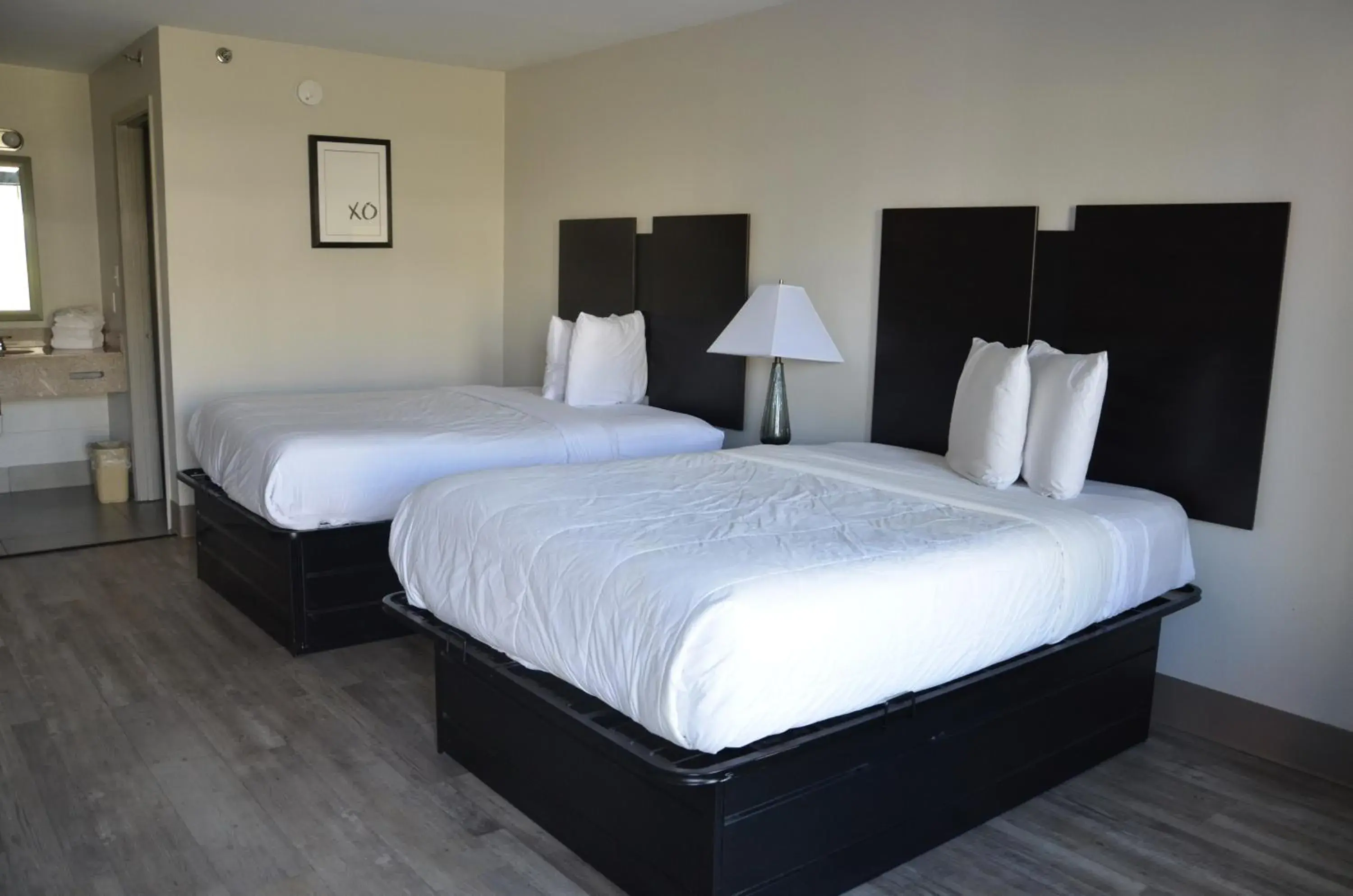 Queen Room in My Home & Suites Covington Queen Room in My Home & Suites Covington