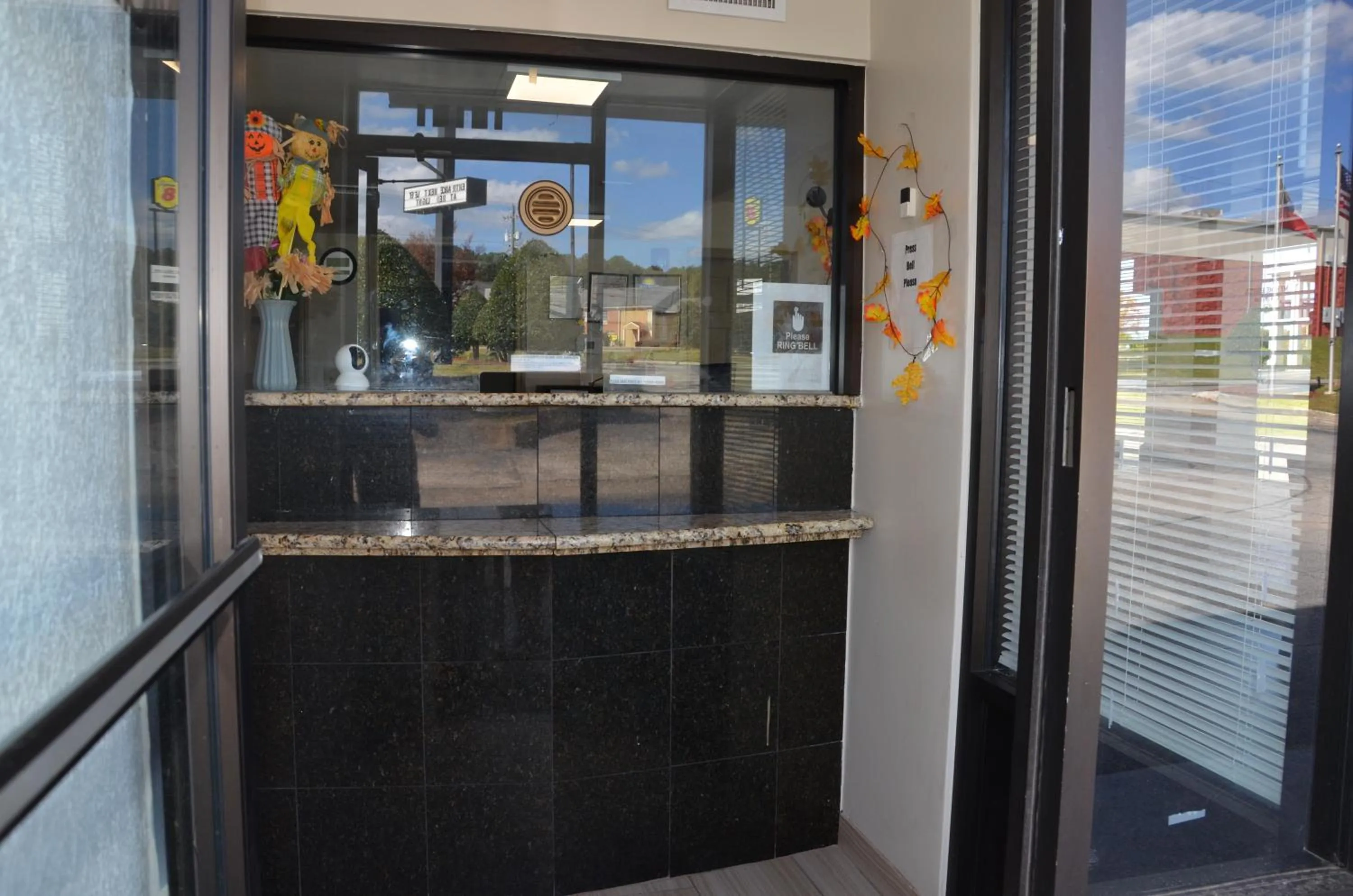 Lobby or reception in My Home & Suites Covington