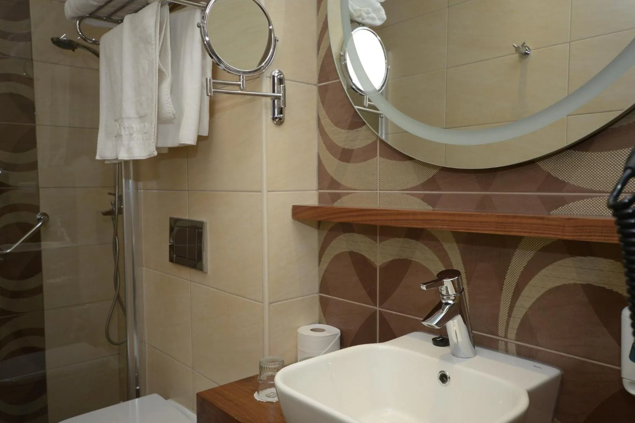 Grand Hotel Downtown