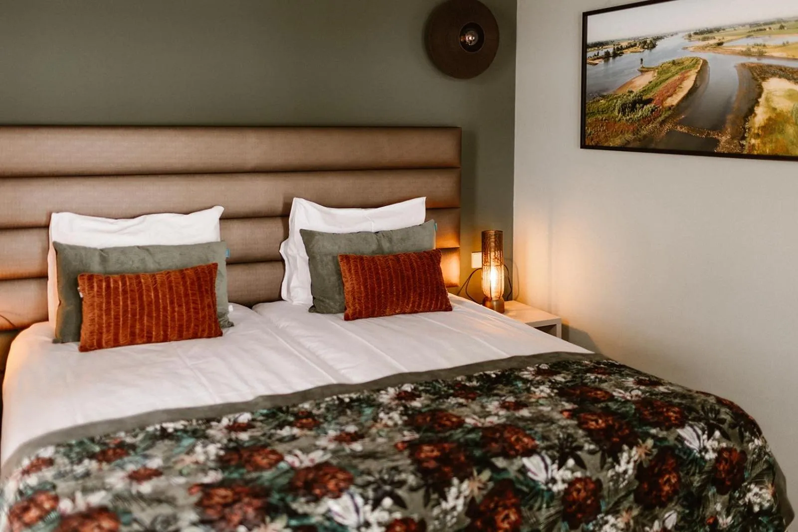 Bed in Hotel Restaurant Belvédère