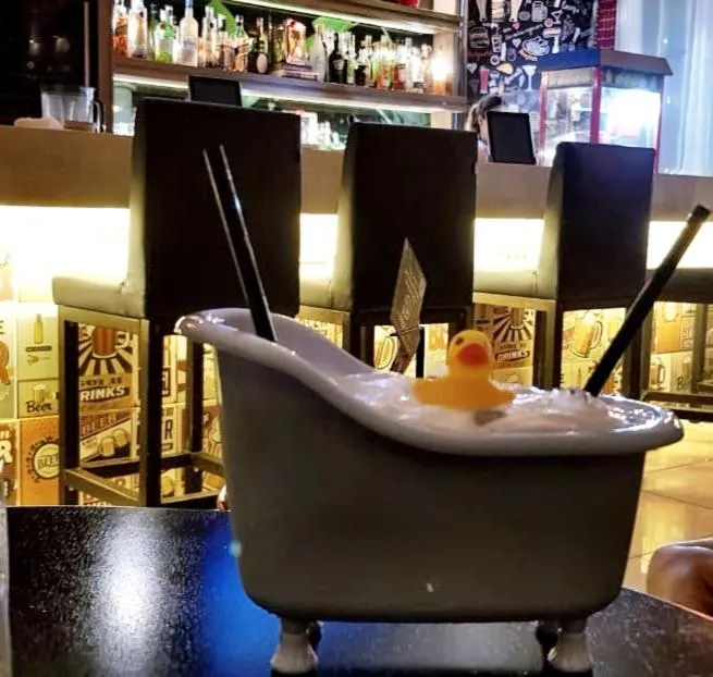 Lounge or bar in Hotel Casa Amarela