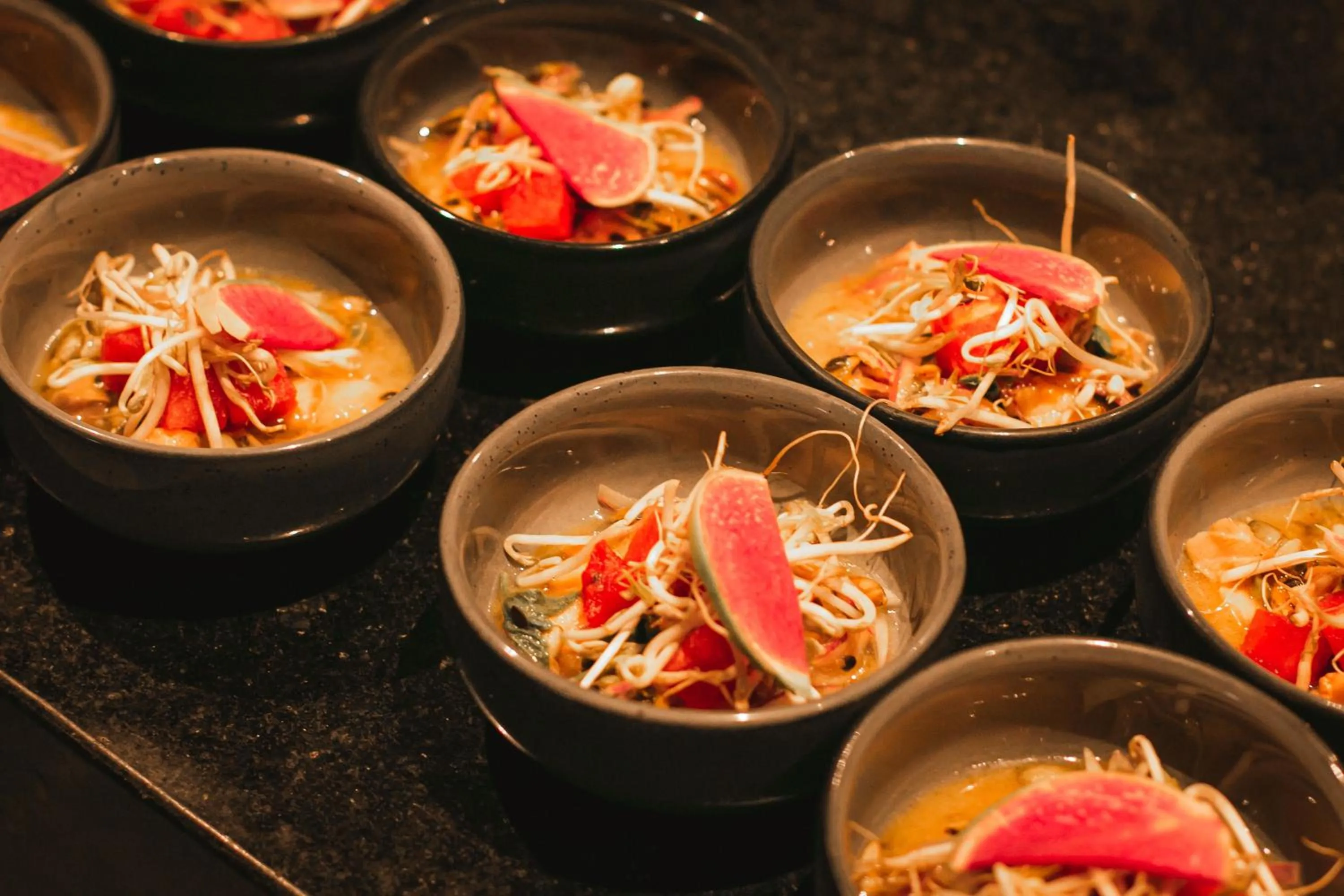 Restaurant/places to eat in Hotel B Unique