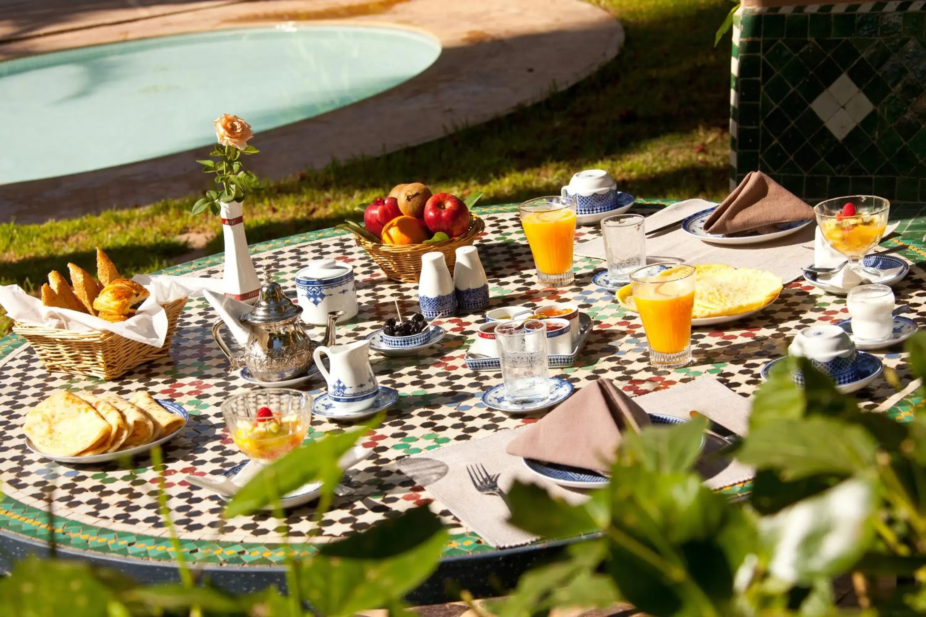 Food and drinks in Palais de l'O - Maison d'hôtes Food and drinks in Palais de l'O - Maison d'hôtes