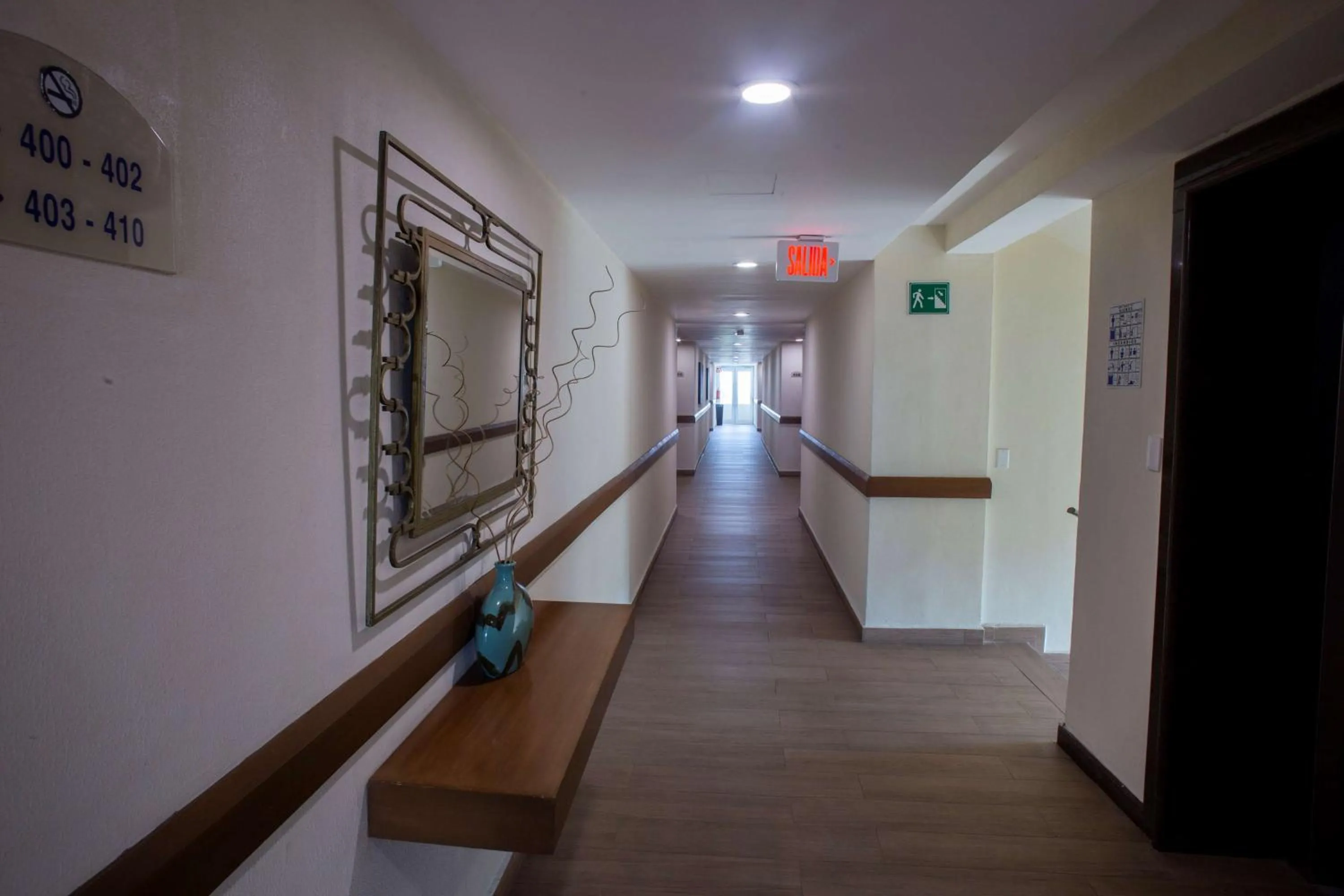 Property building in Best Western Centro Monterrey