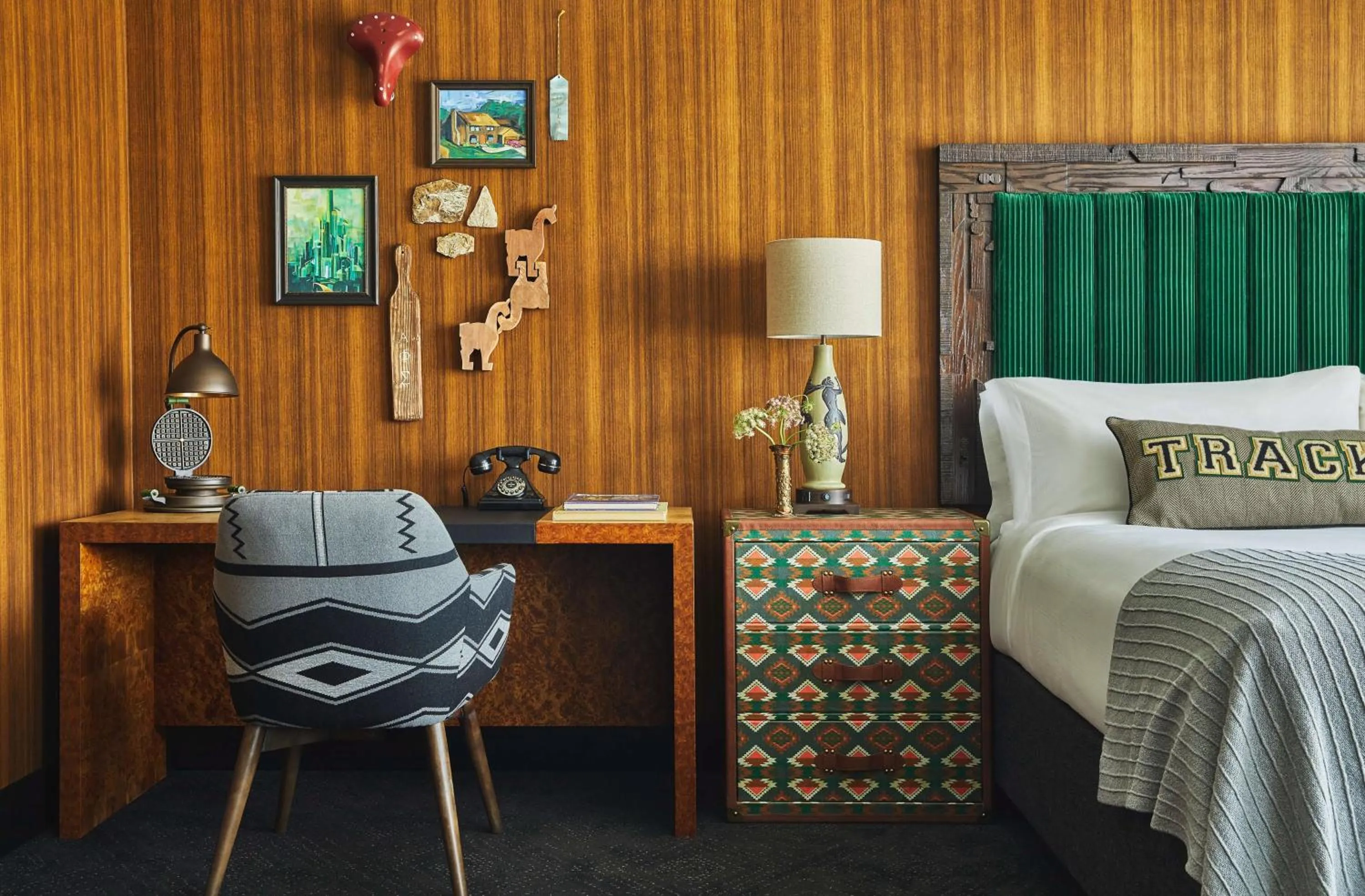 Bed in Graduate by Hilton Eugene