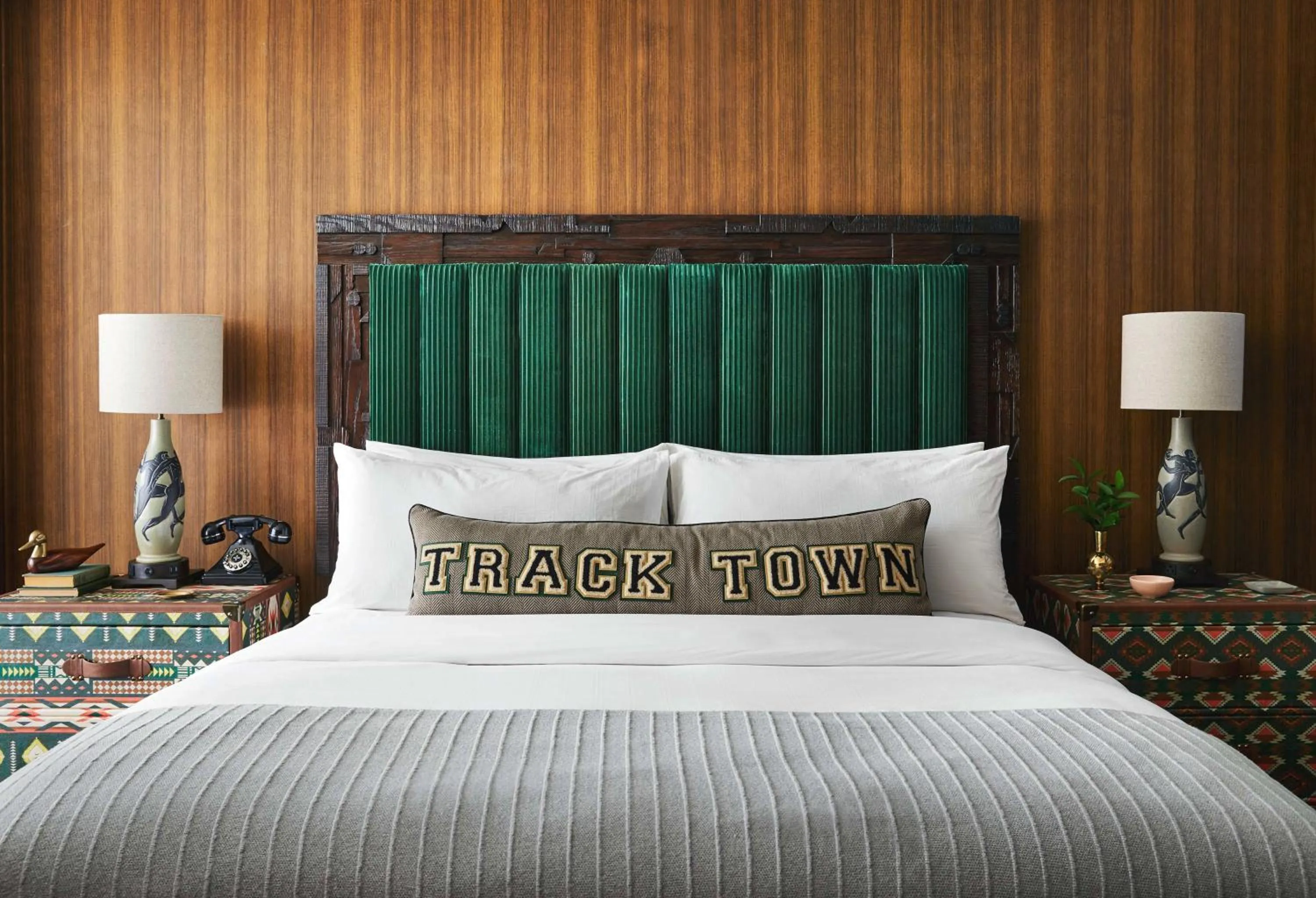 Bed in Graduate by Hilton Eugene