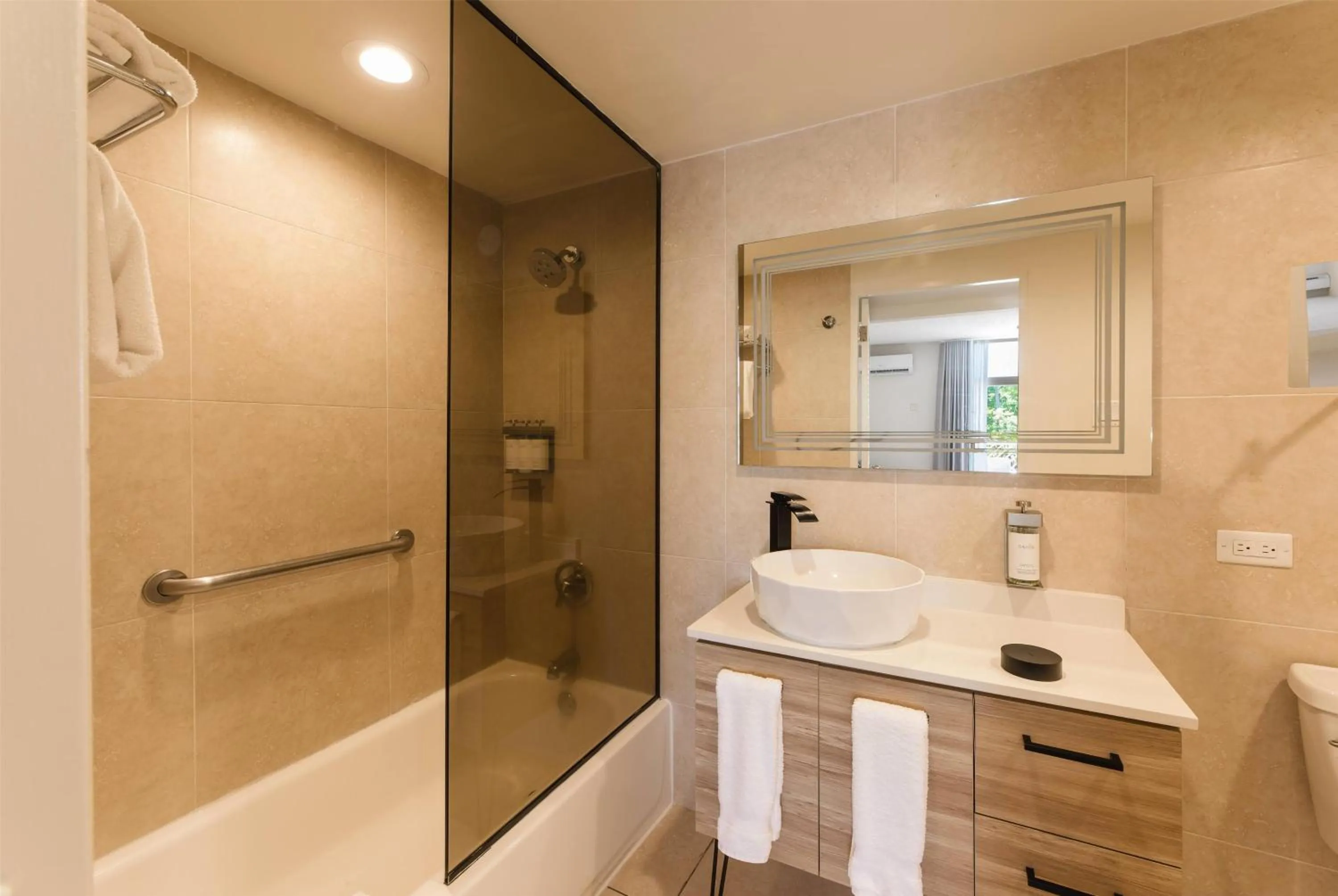 Bathroom in Wyndham Palmas Beach and Golf Boutique Resort