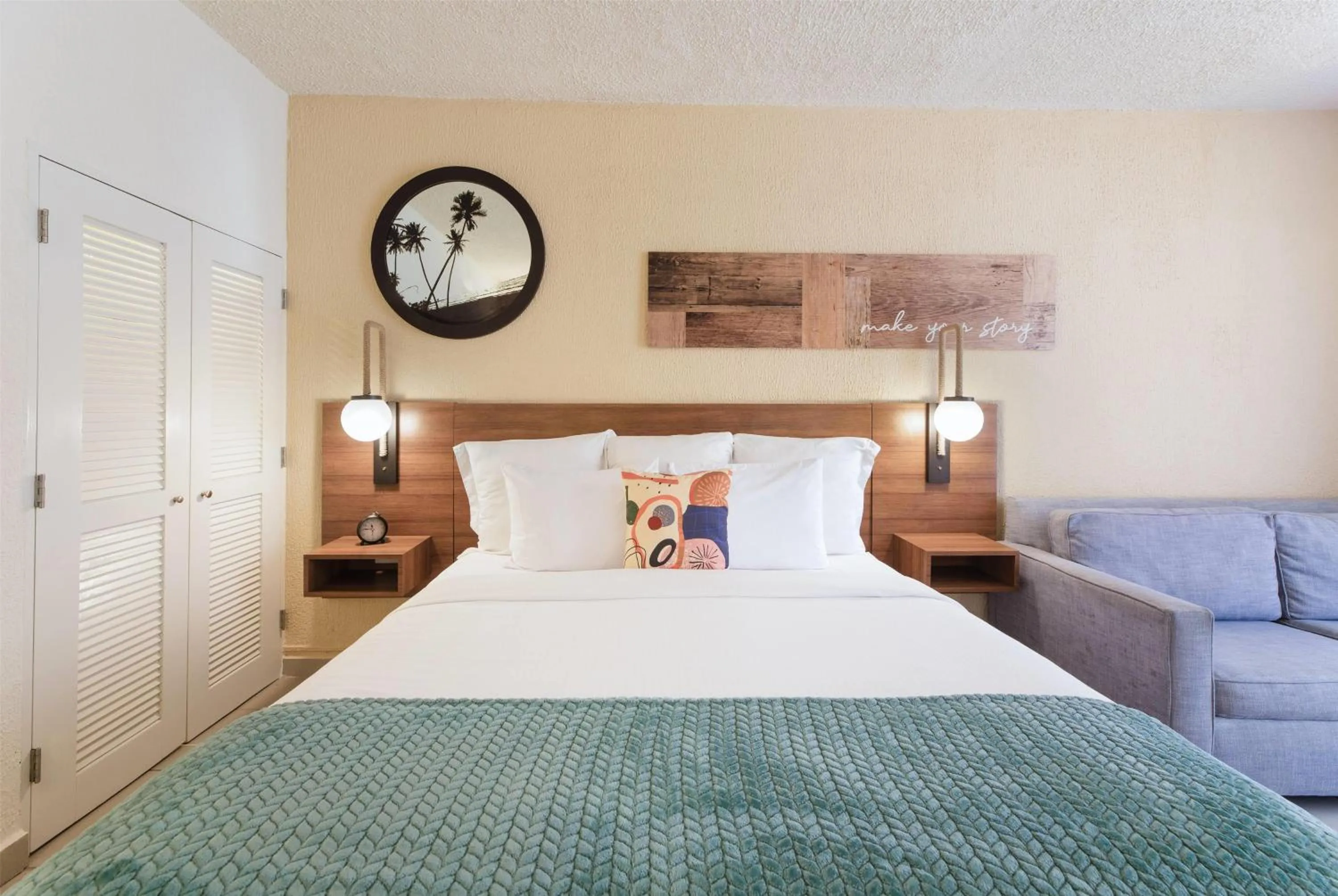 Photo of the whole room, Bed in Wyndham Palmas Beach and Golf Boutique Resort