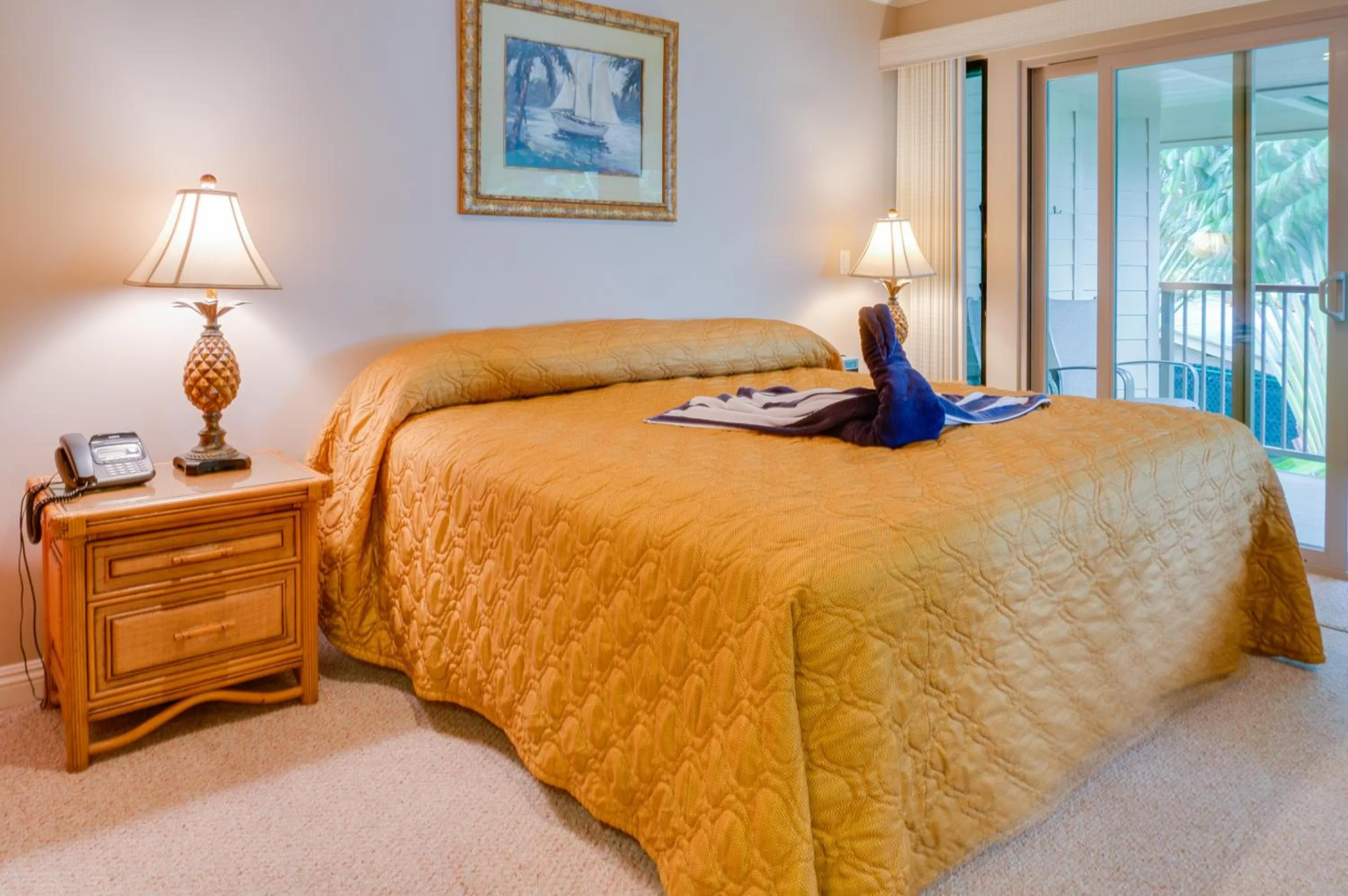 Bed in Hale Napili