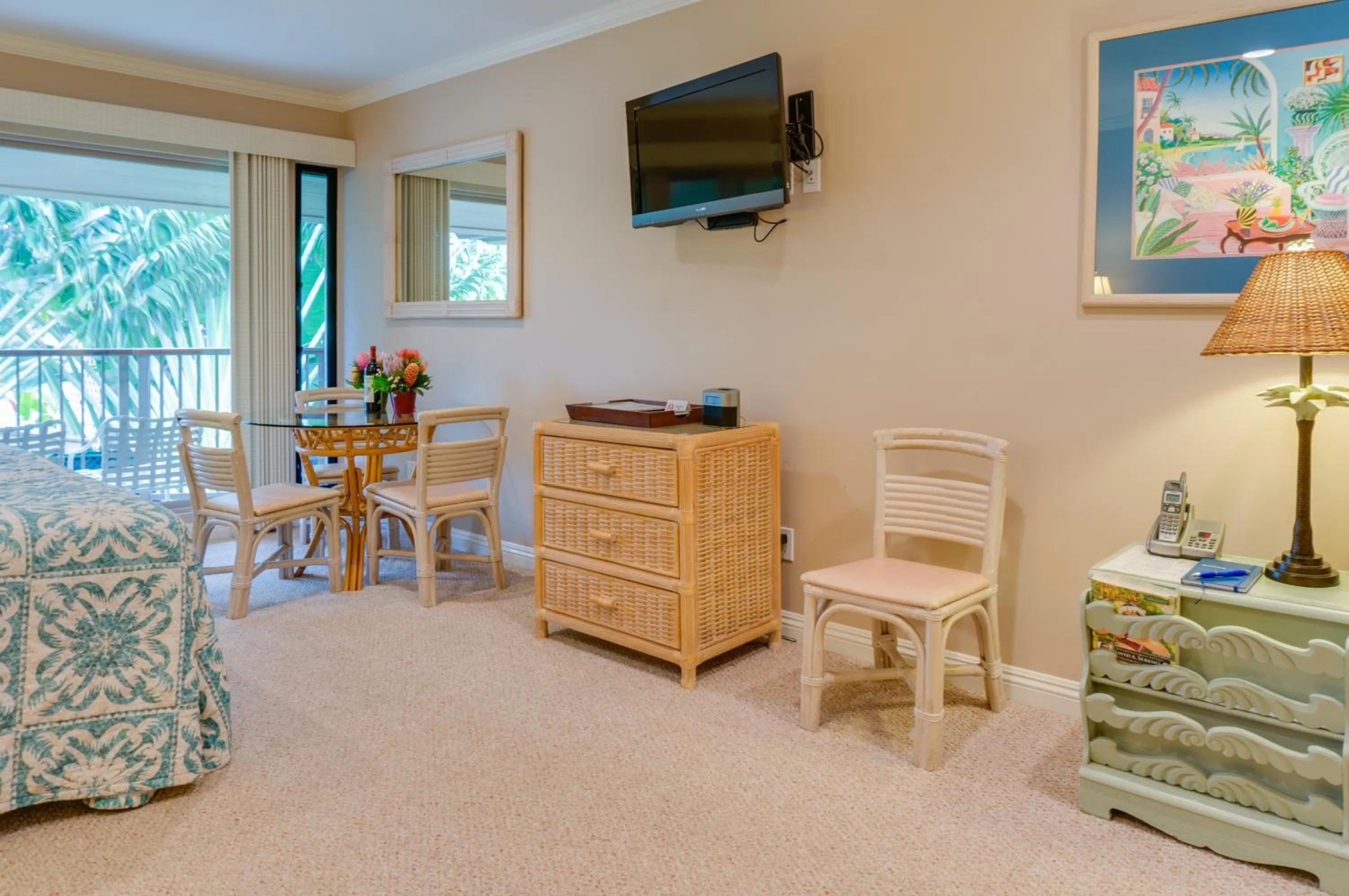 Living room in Hale Napili