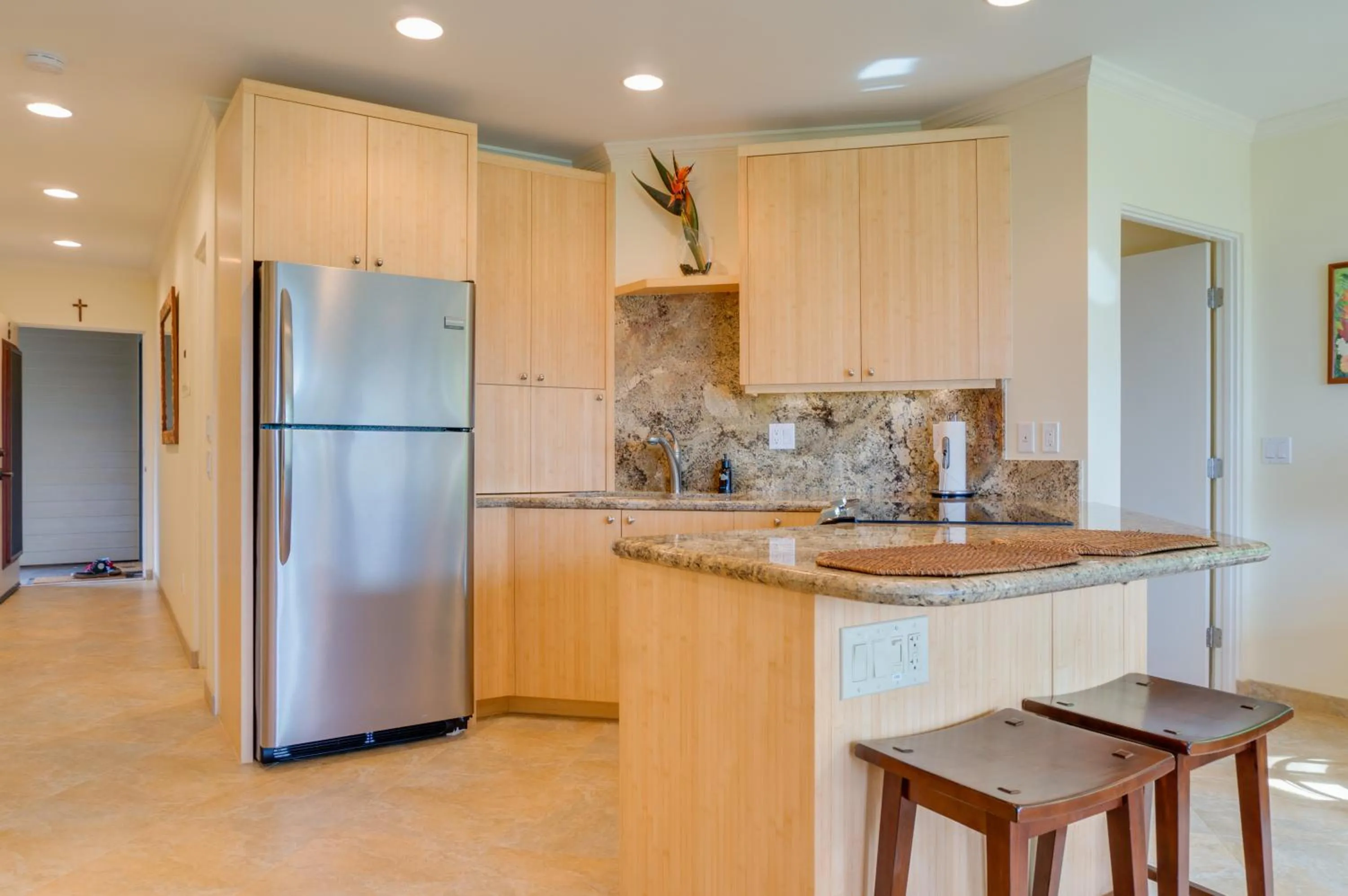 Kitchen or kitchenette in Hale Napili