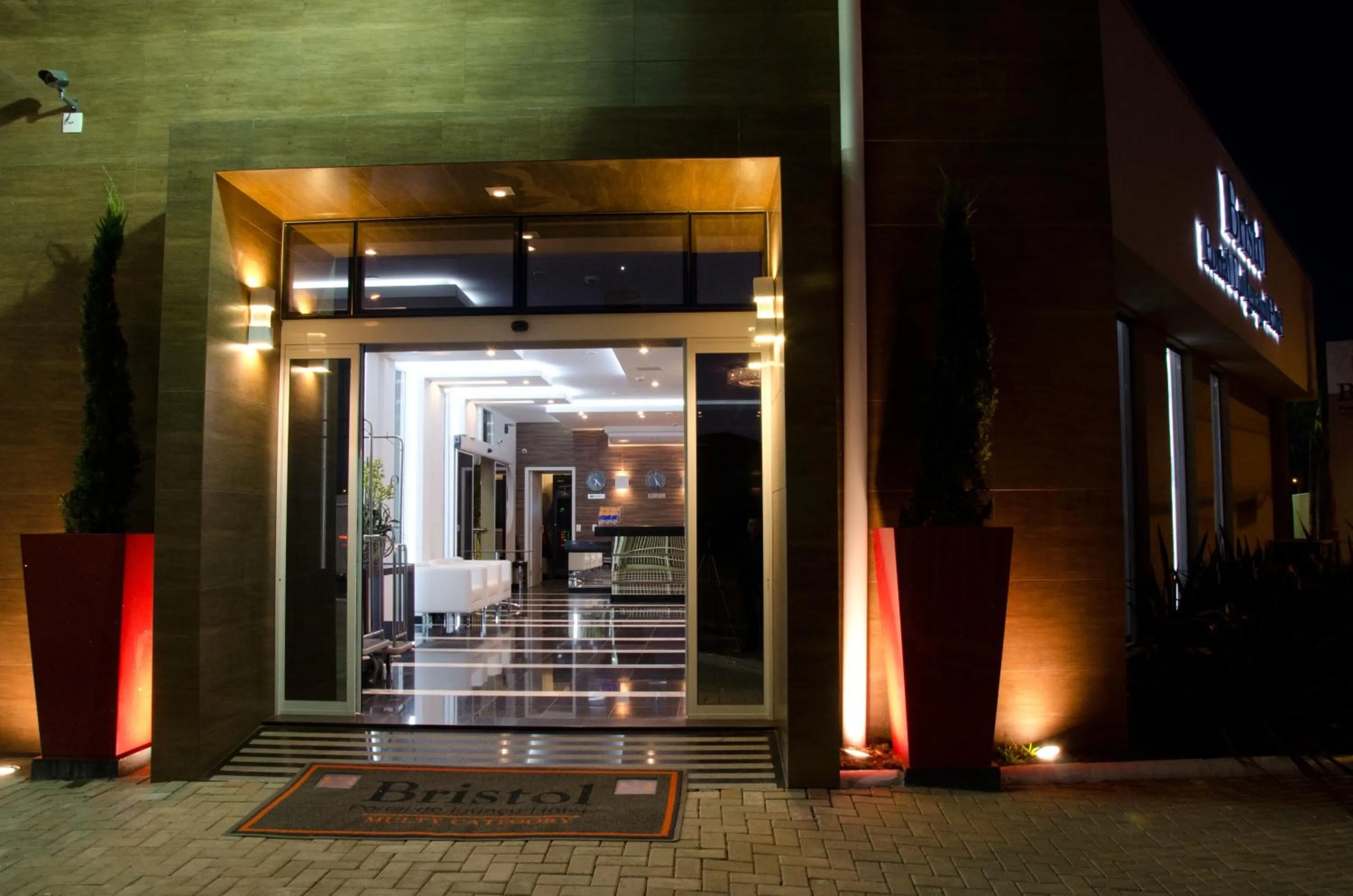 Facade/entrance in Bristol Portal do Iguaçu Curitiba Aeroporto