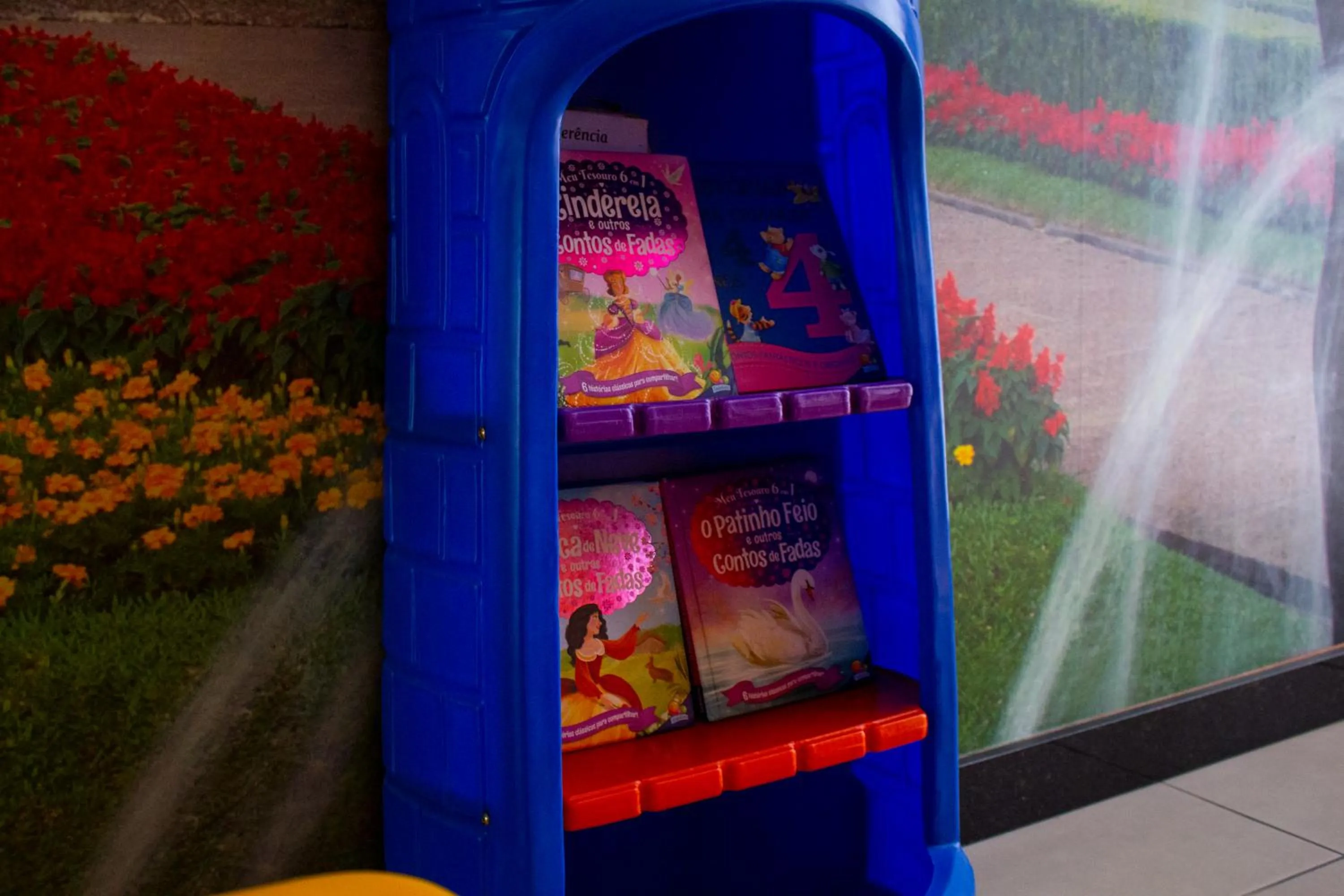 Children play ground in Bristol Portal do Iguaçu Curitiba Aeroporto