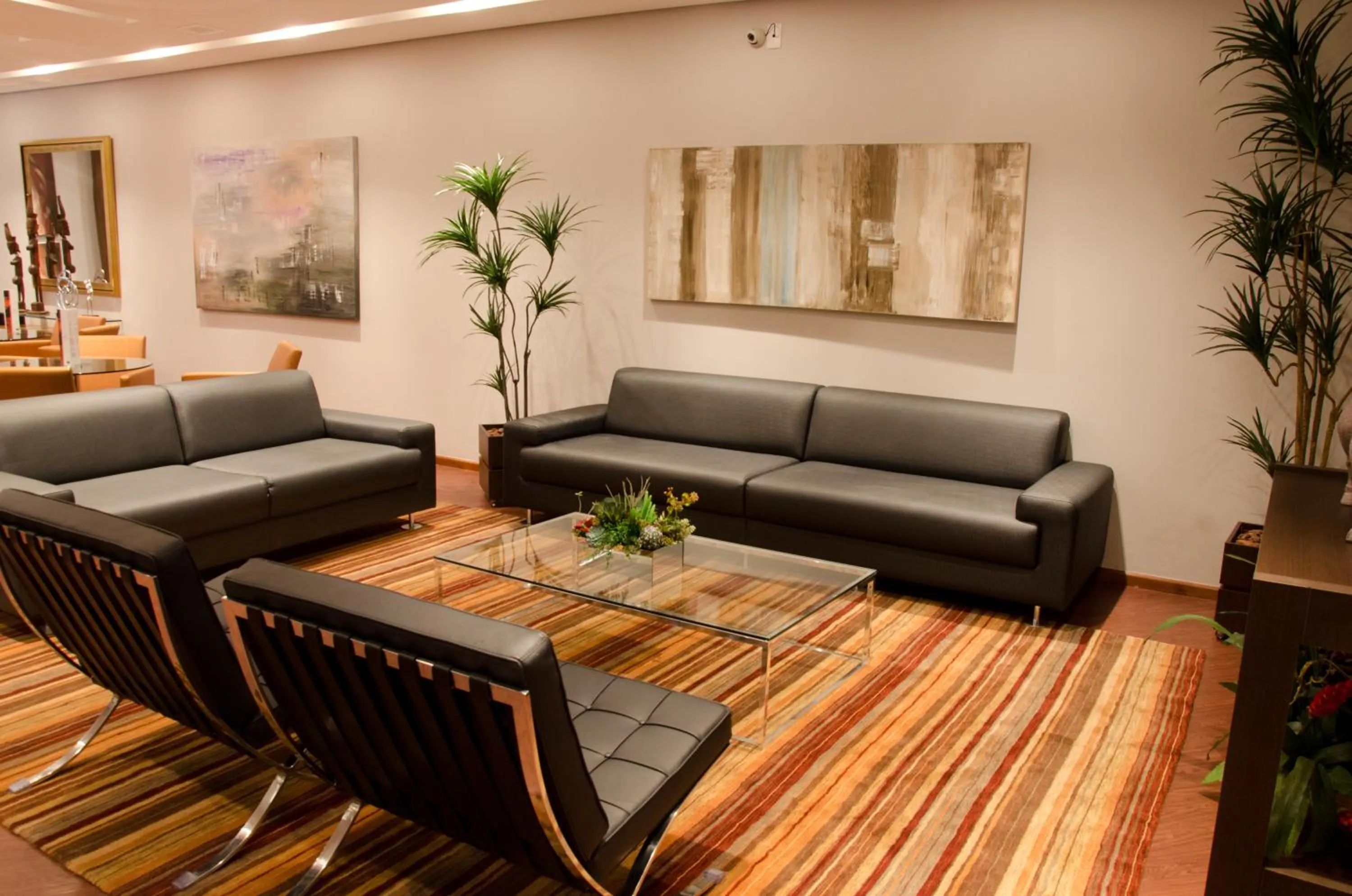 Communal lounge/ TV room in Bristol Portal do Iguaçu Curitiba Aeroporto