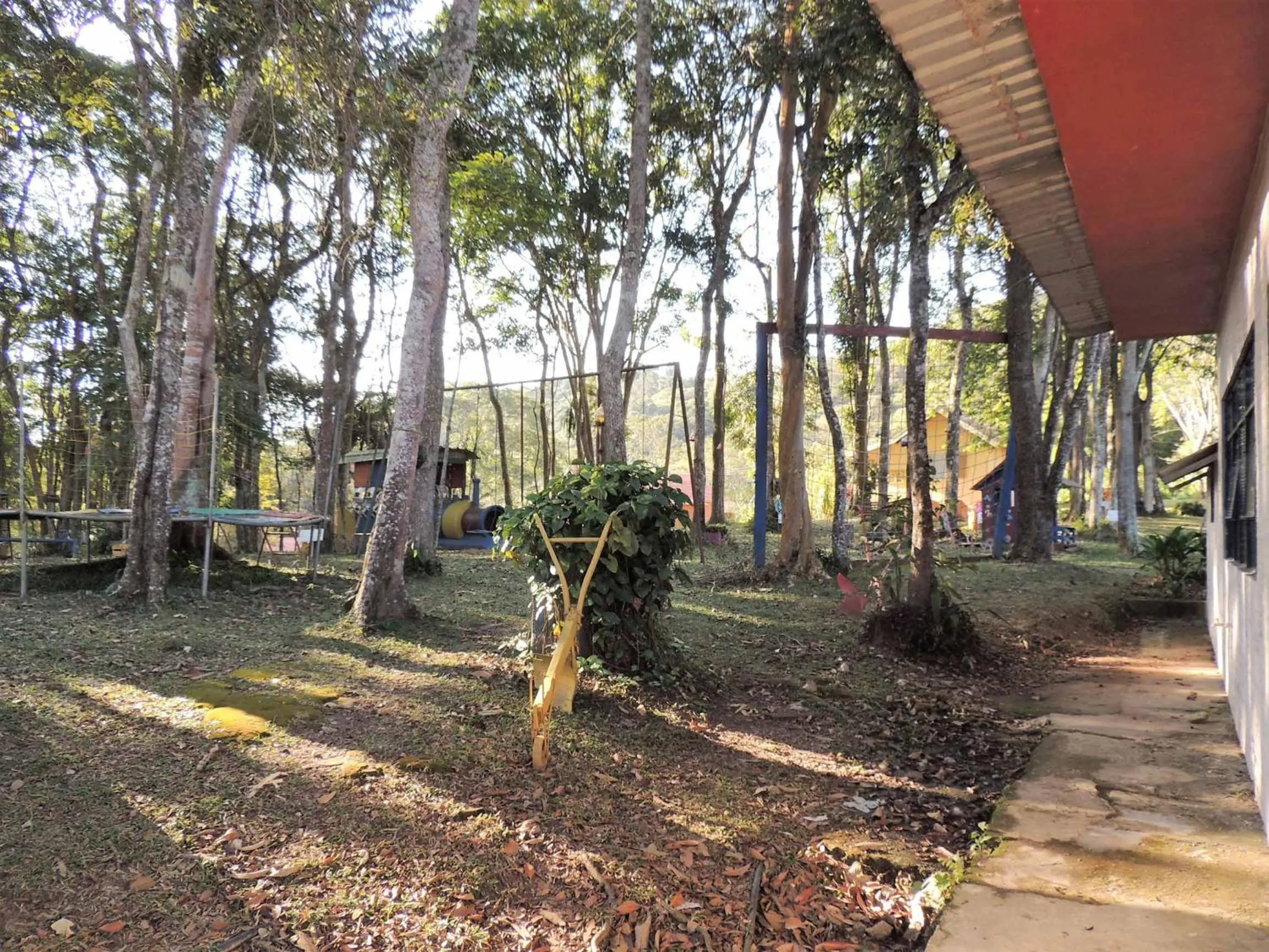 Children play ground in Pousada Juriti - Eco Hotel