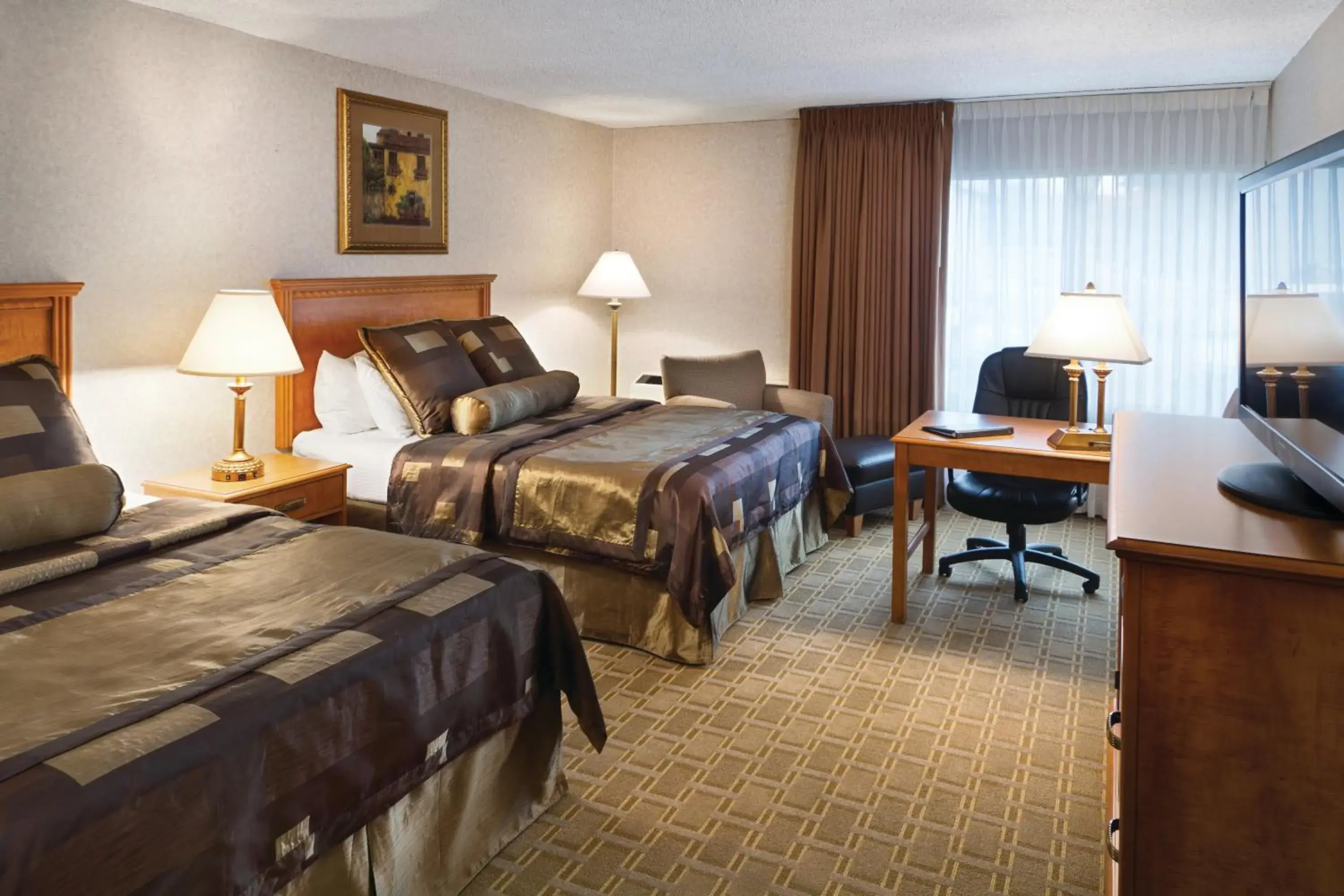 Photo of the whole room, Bed in Bismarck Hotel and Conference Center