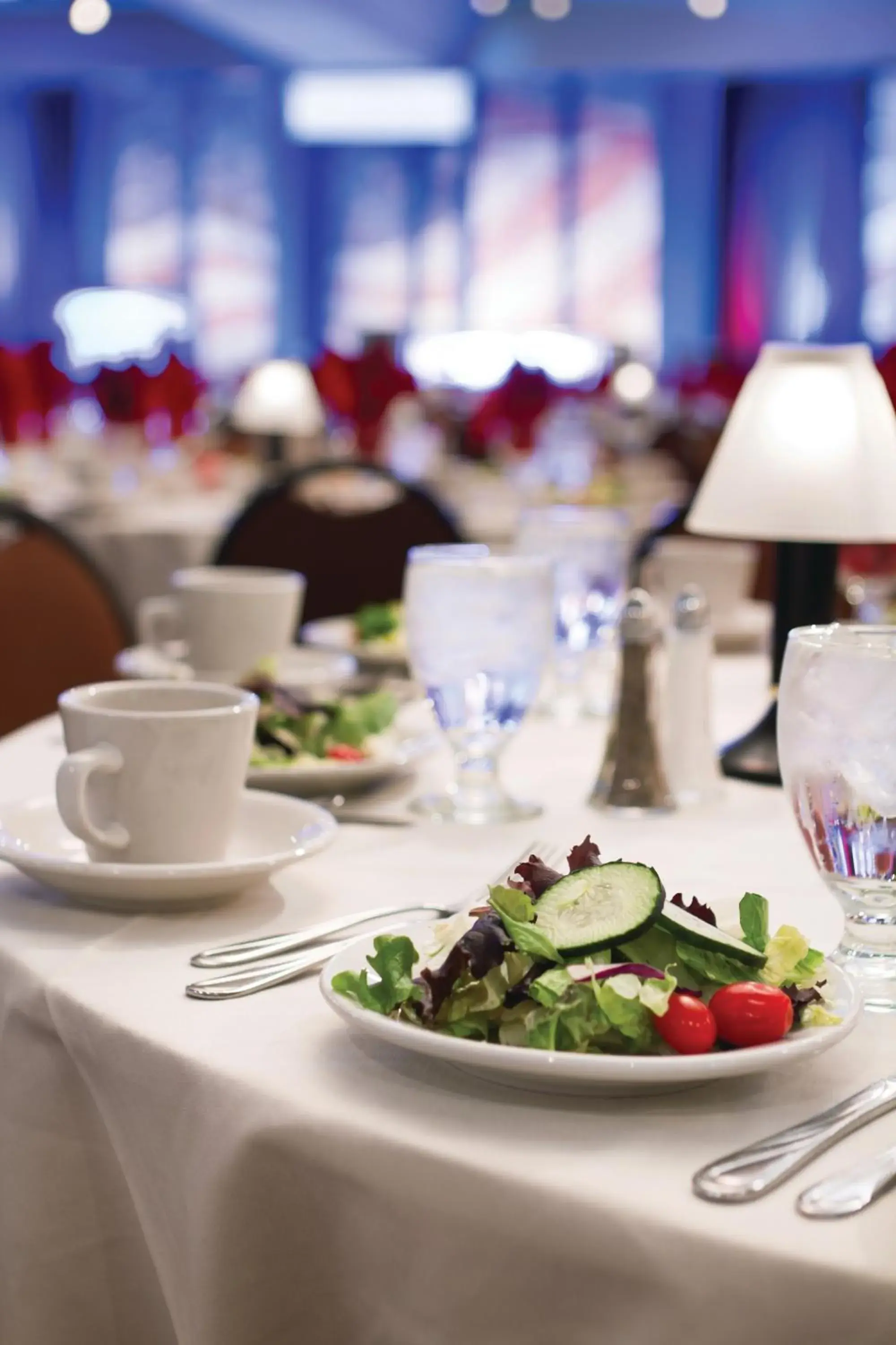 Food and drinks in Bismarck Hotel and Conference Center