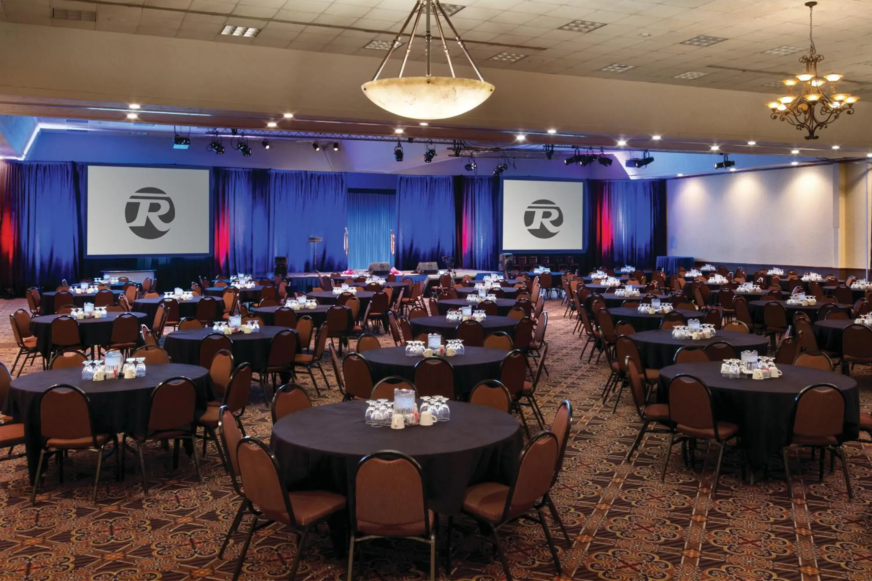 Banquet/Function facilities, Banquet Facilities in Bismarck Hotel and Conference Center