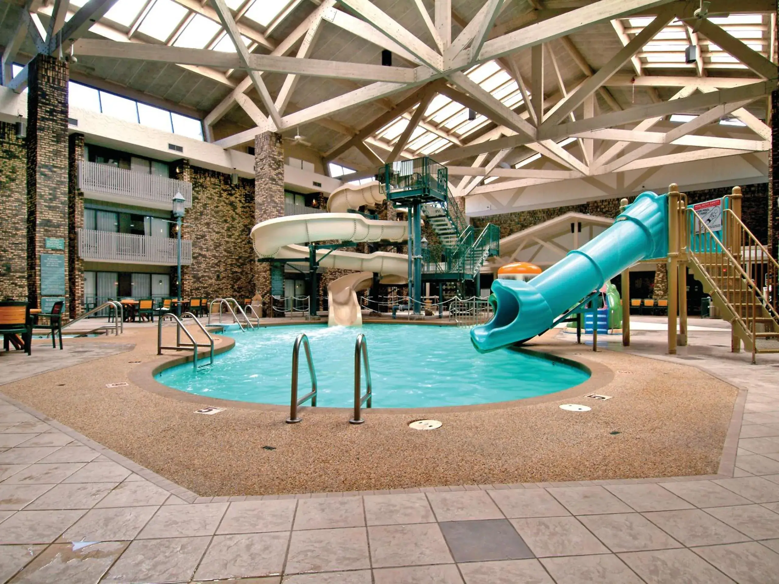 Aqua park, Water Park in Bismarck Hotel and Conference Center