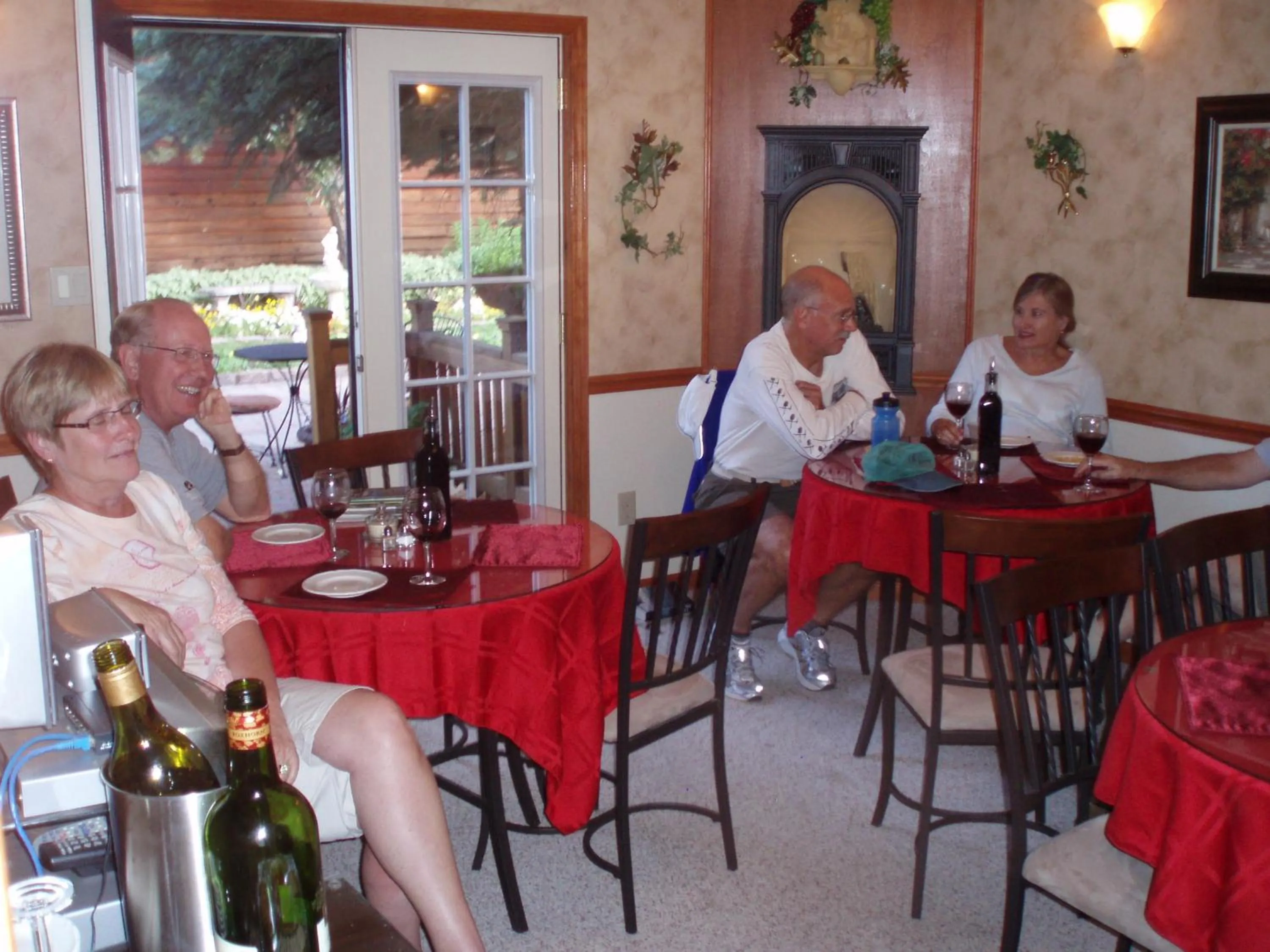 Restaurant/places to eat in Frisco Lodge