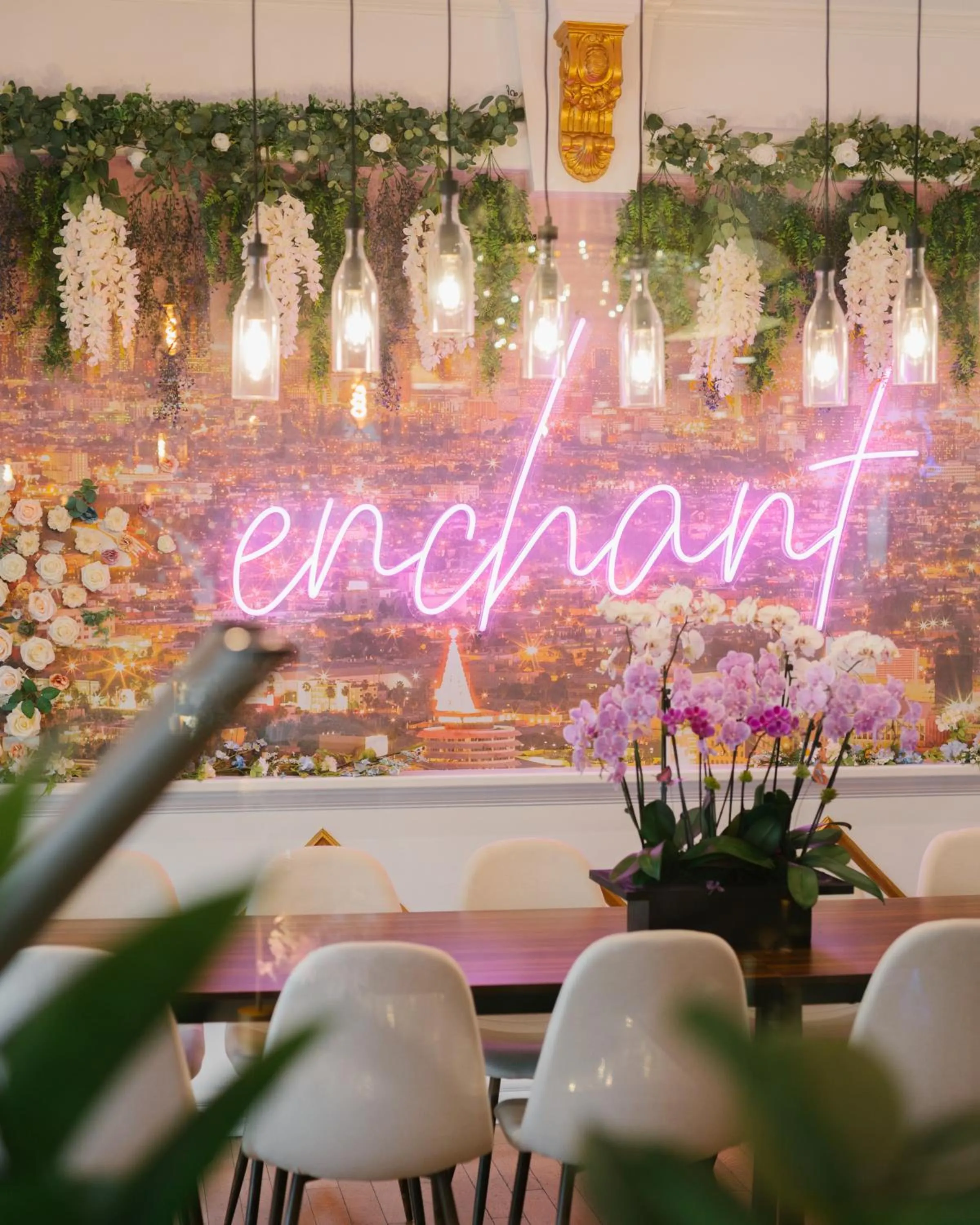 Restaurant/places to eat in Garden Suite Hotel and Resort