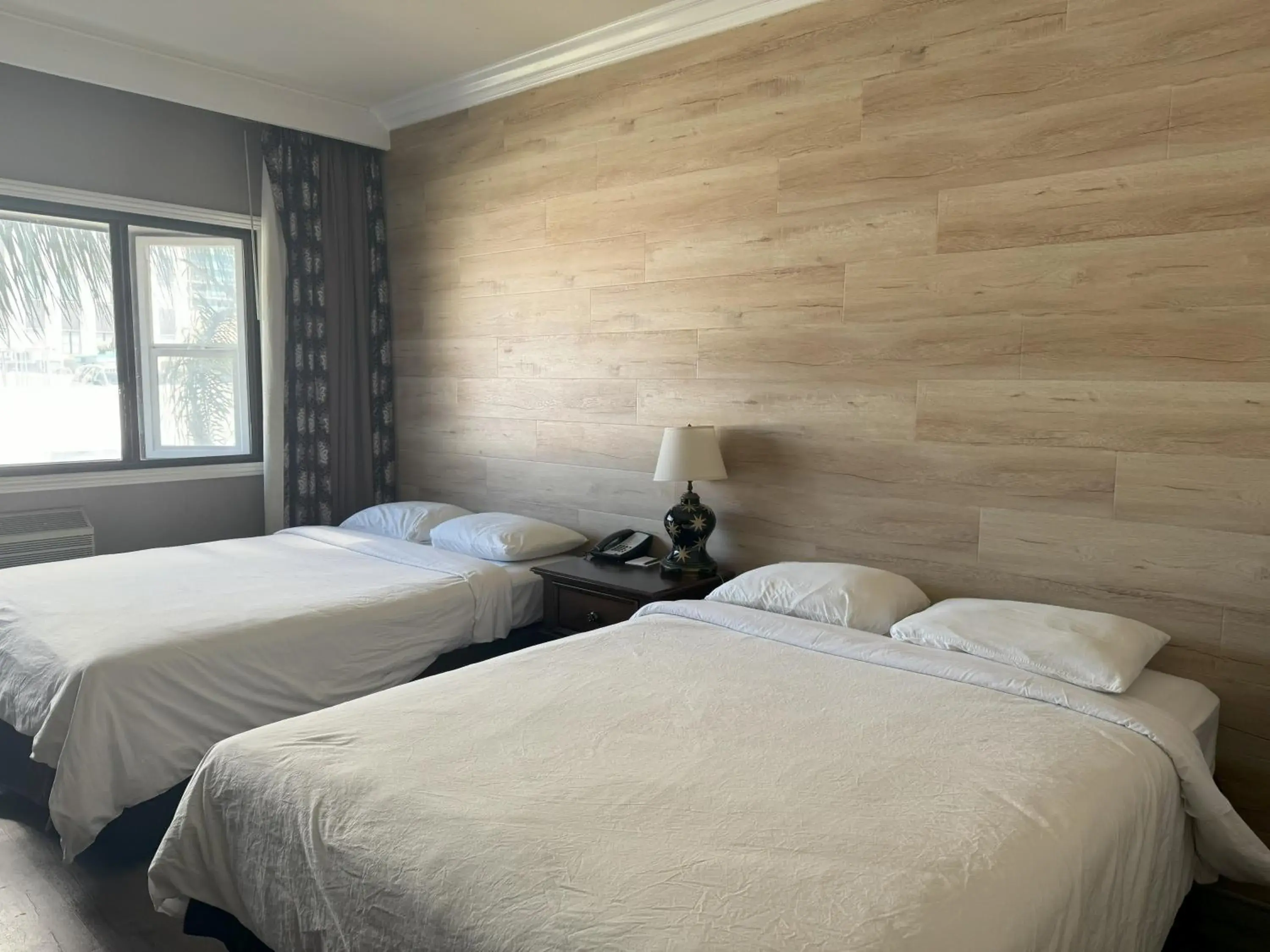 Bedroom, Bed in Garden Suite Hotel and Resort Bedroom, Bed in Garden Suite Hotel and Resort