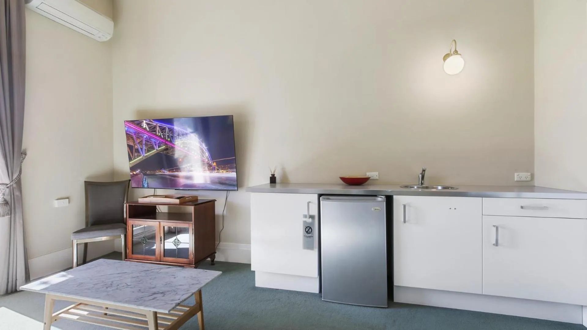 TV and multimedia in The Riversleigh