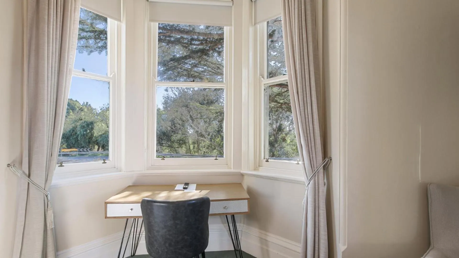 Seating area in The Riversleigh