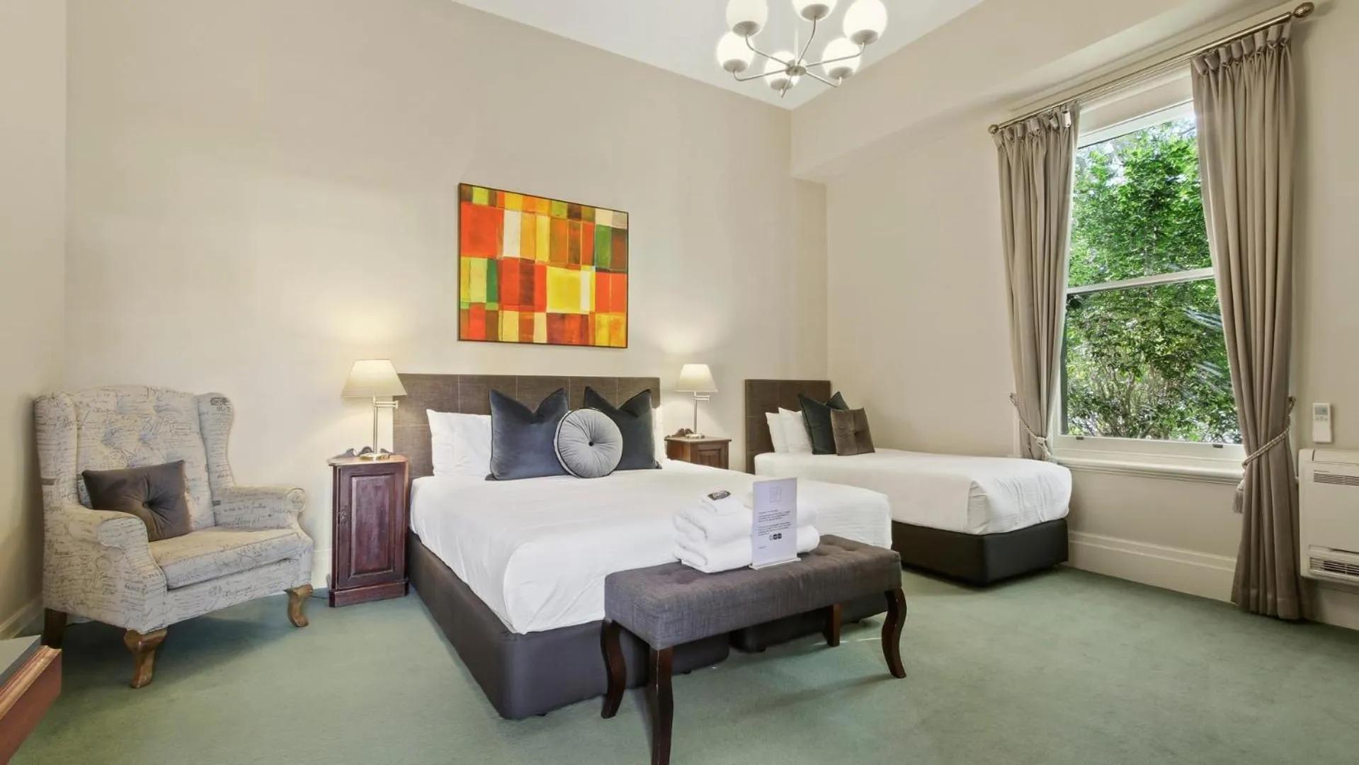 Bedroom, Bed in The Riversleigh